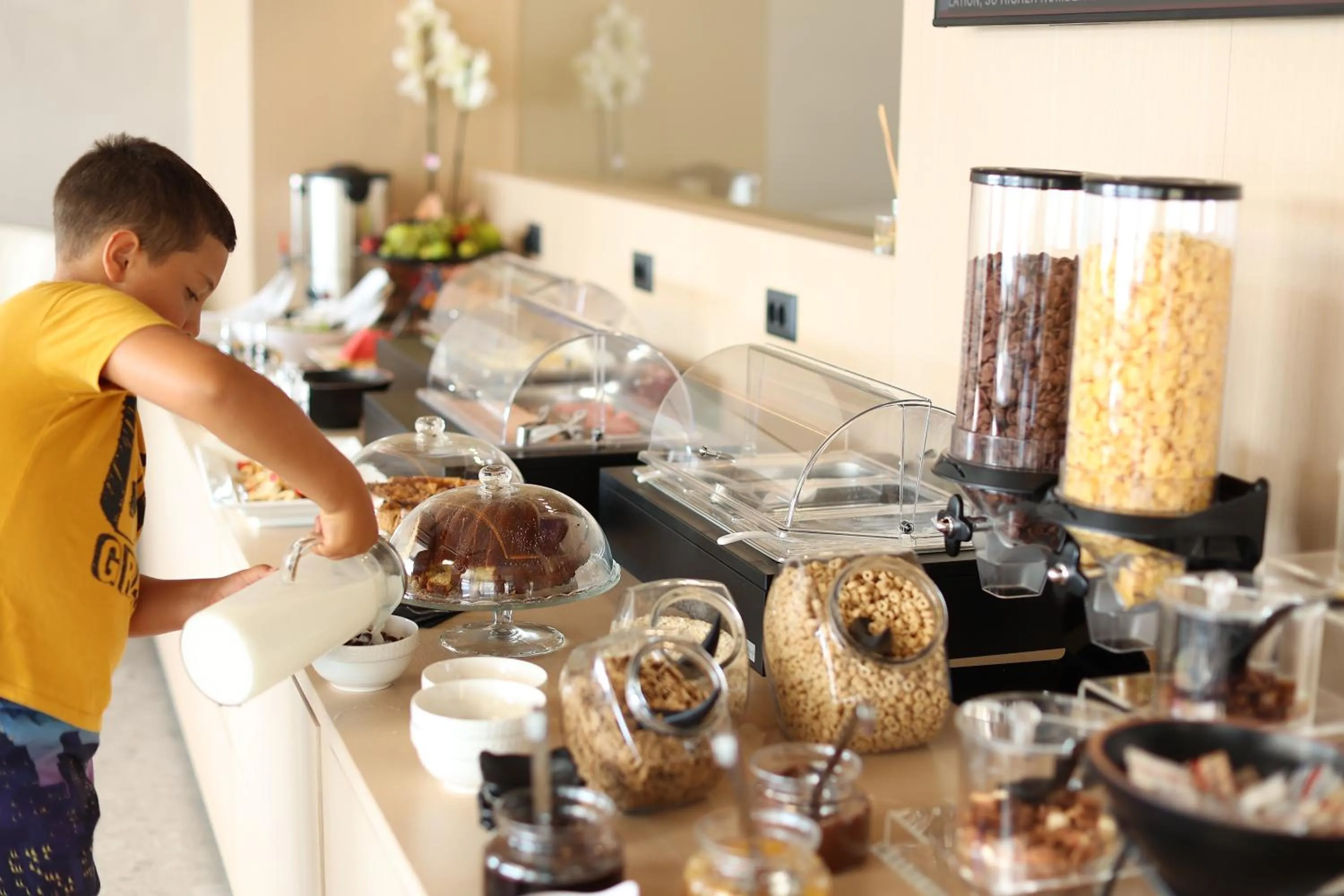 Day in ALYACHT Premium Hotel