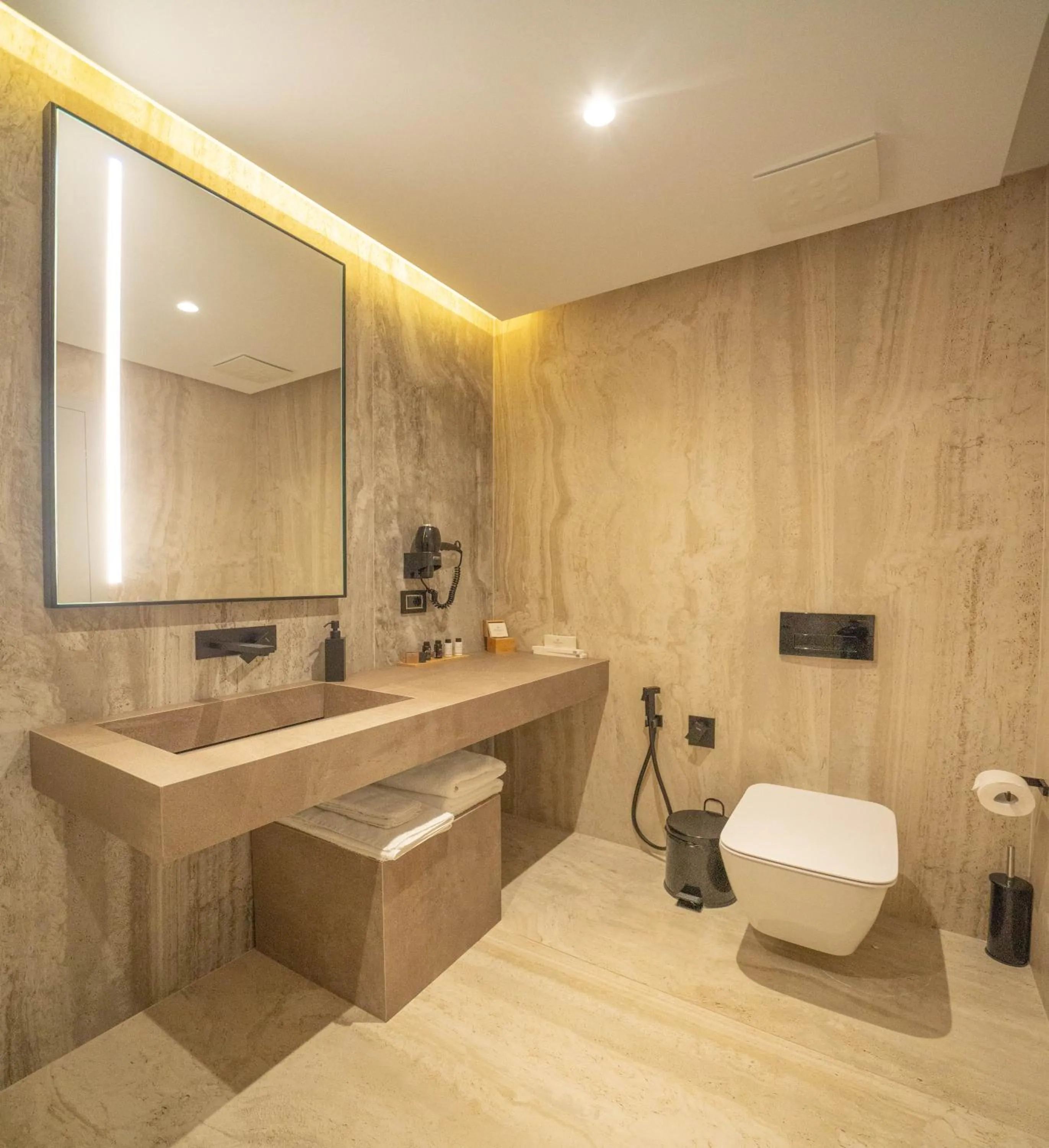 Toilet in ALYACHT Premium Hotel