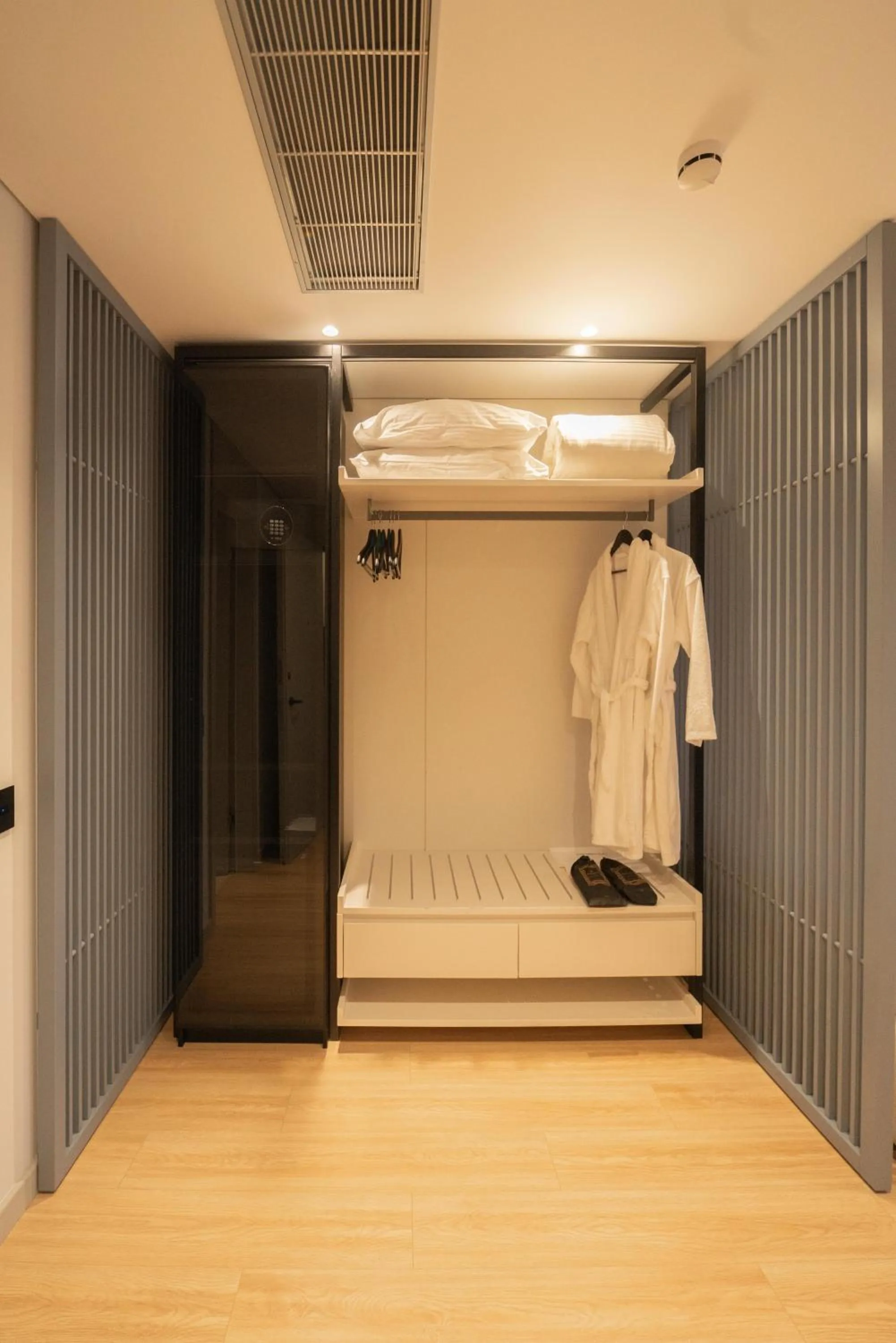 wardrobe, Bed in ALYACHT Premium Hotel