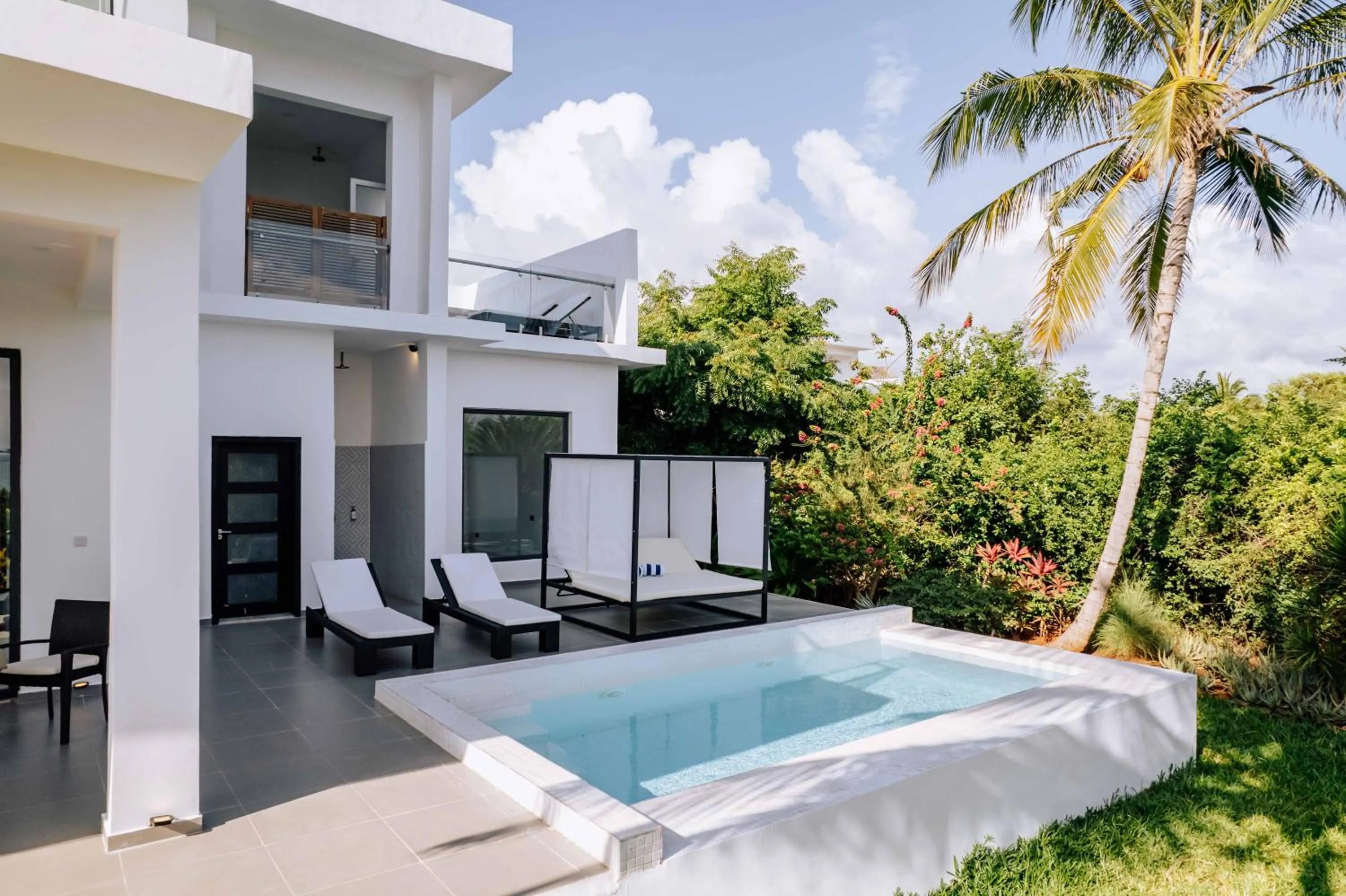 Patio in Safira Blu Luxury Resort & Villas