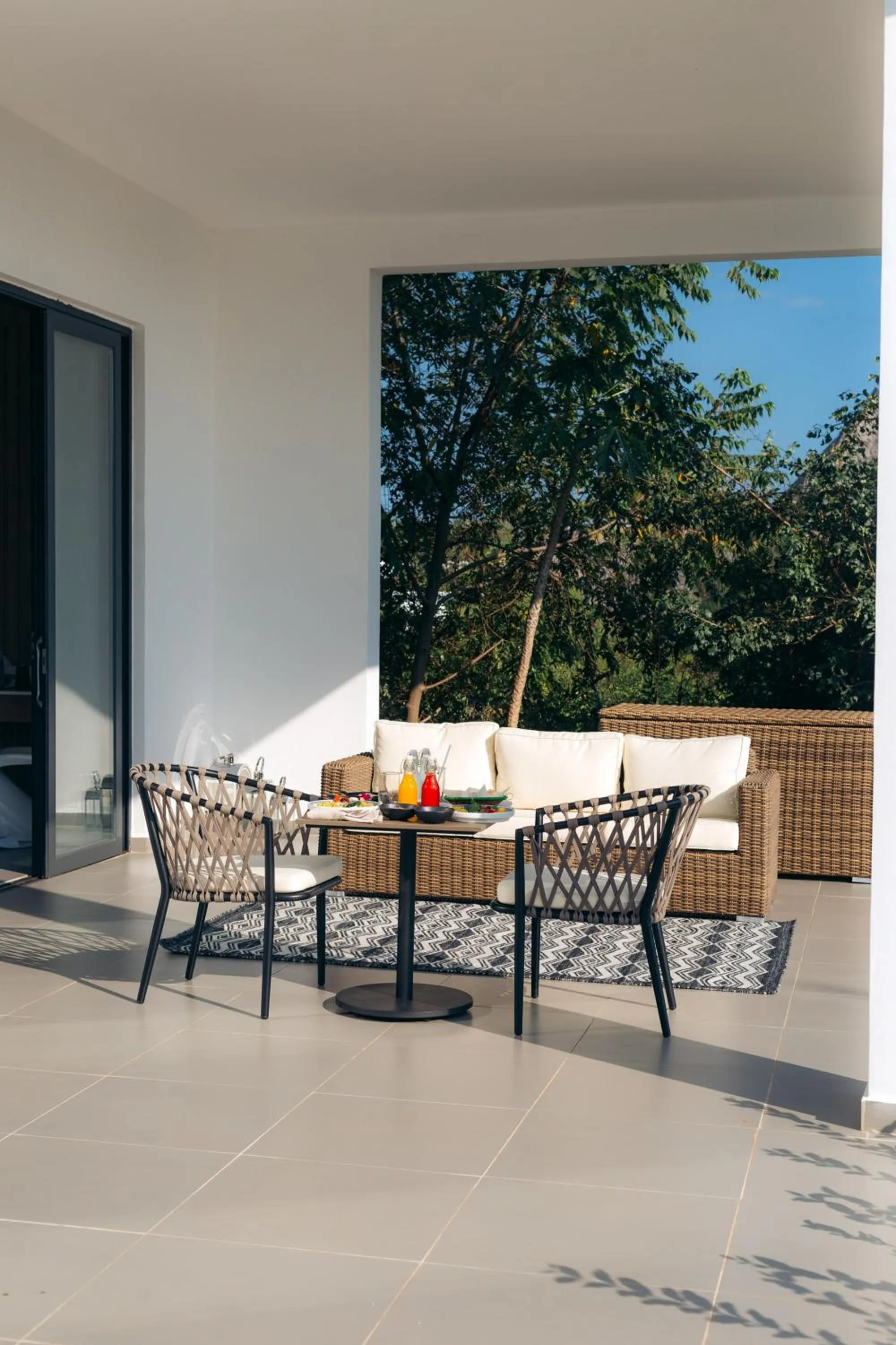 Restaurant/places to eat in Safira Blu Luxury Resort & Villas