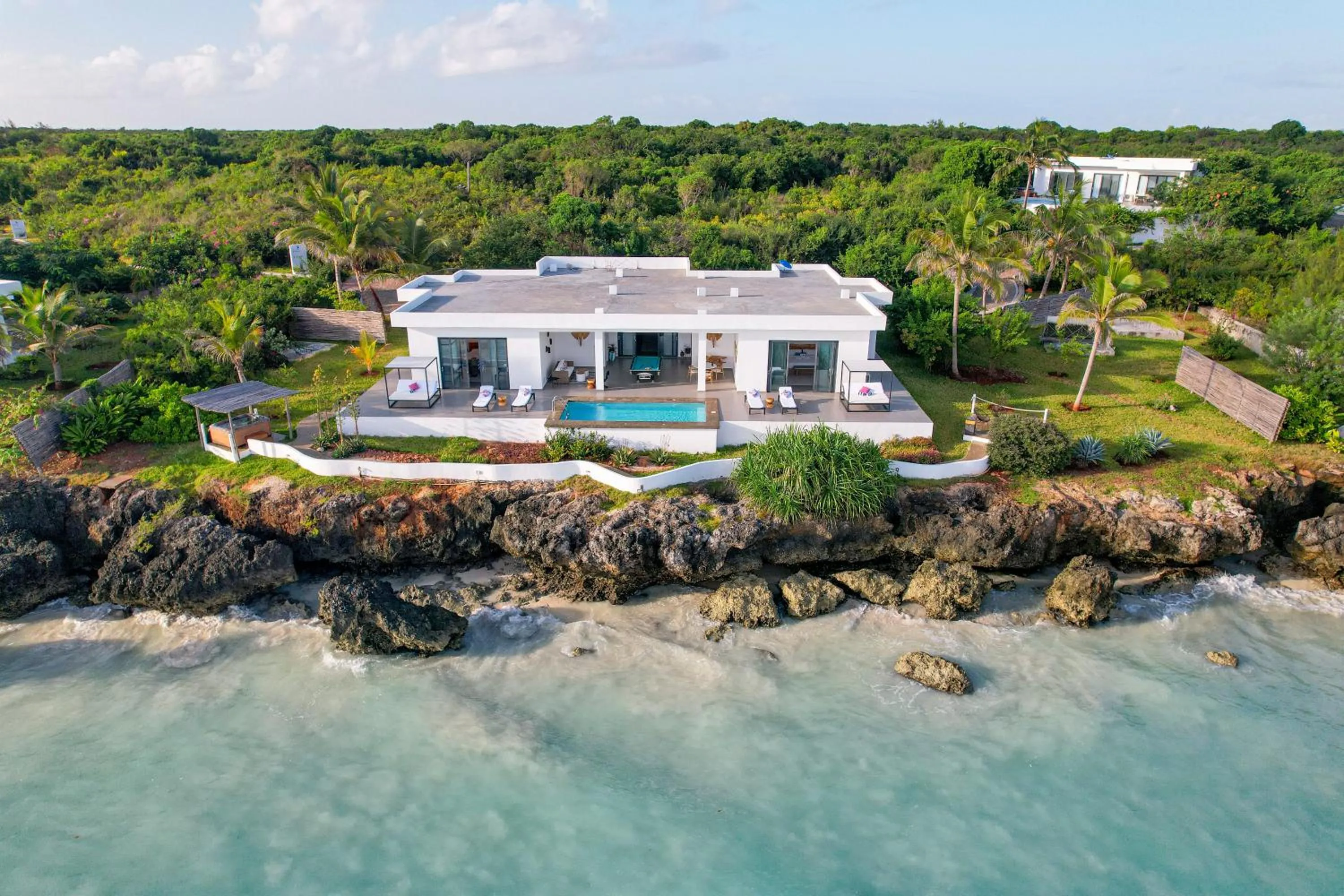 Day in Safira Blu Luxury Resort & Villas