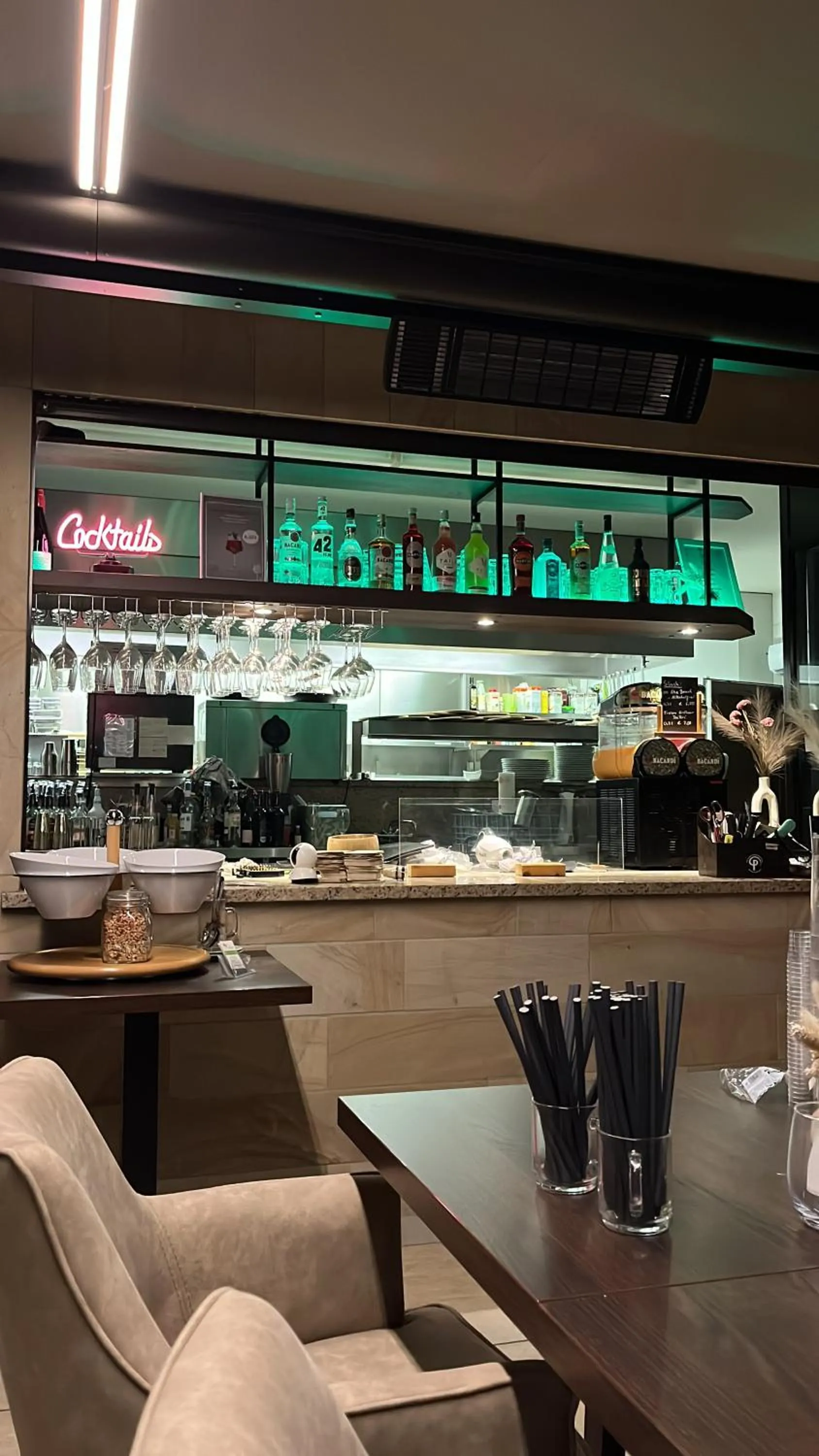 Restaurant/places to eat in Gästehaus an der Oase