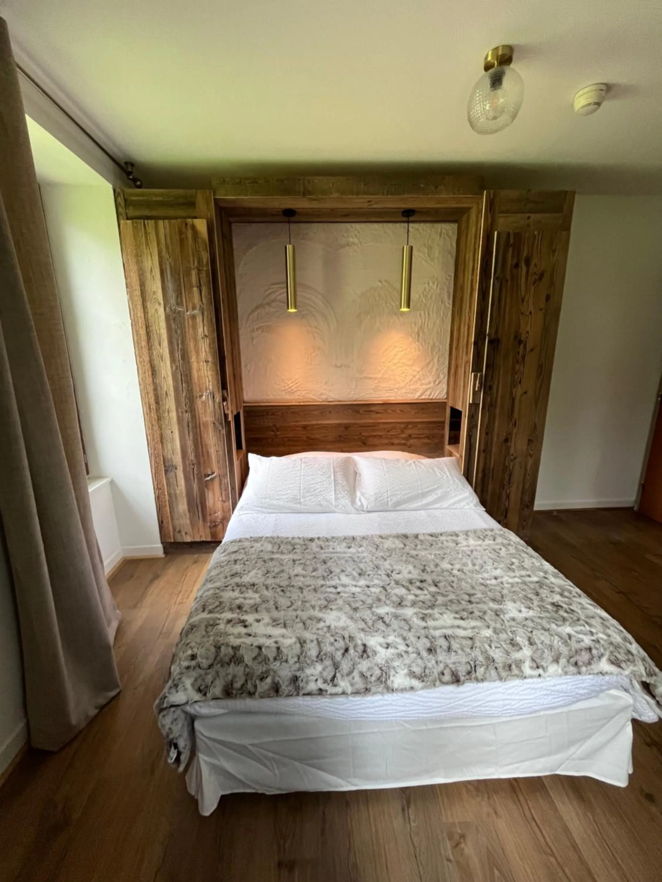BO LODGE