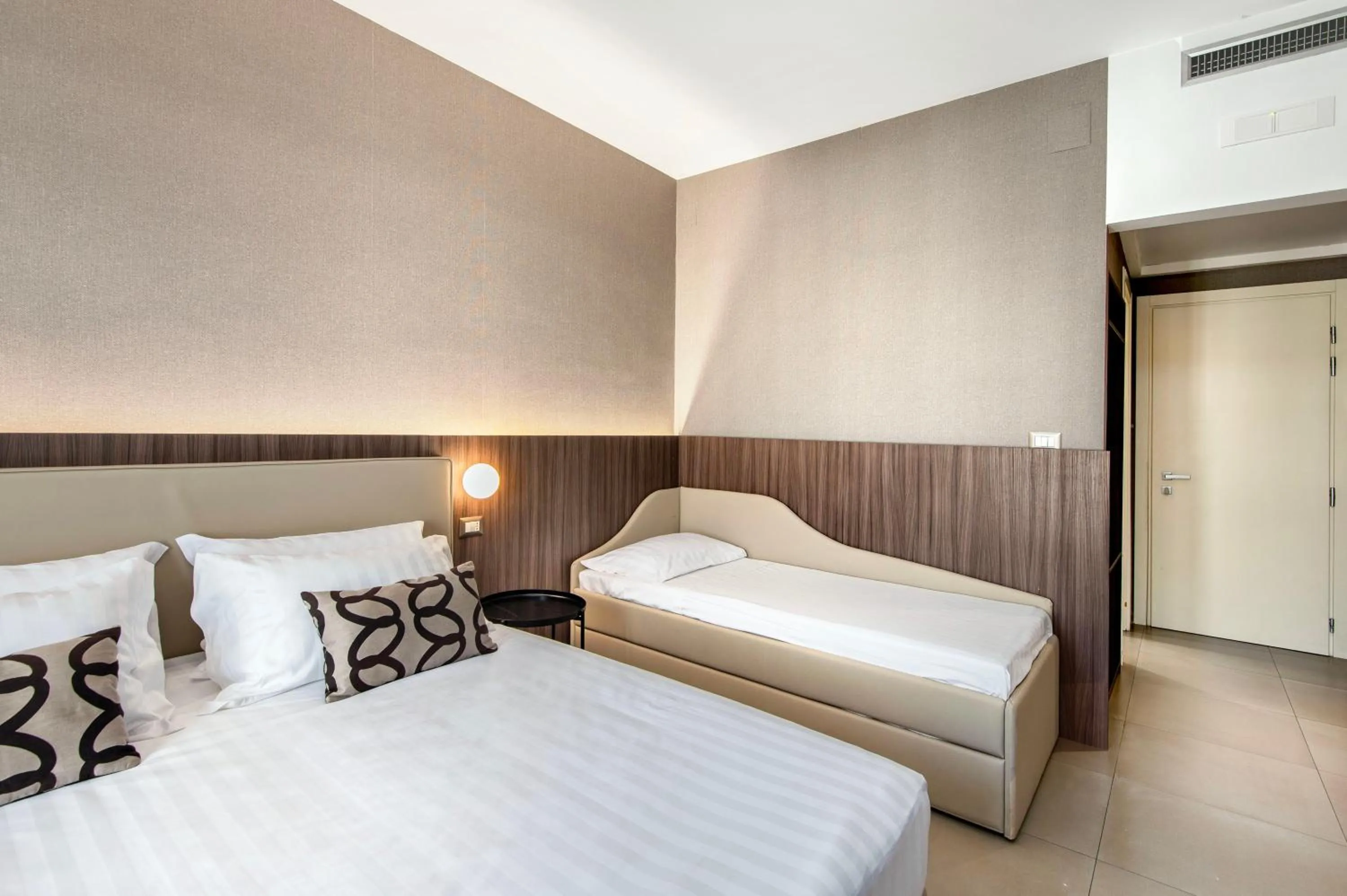 Bedroom, Bed in Hotel Europa