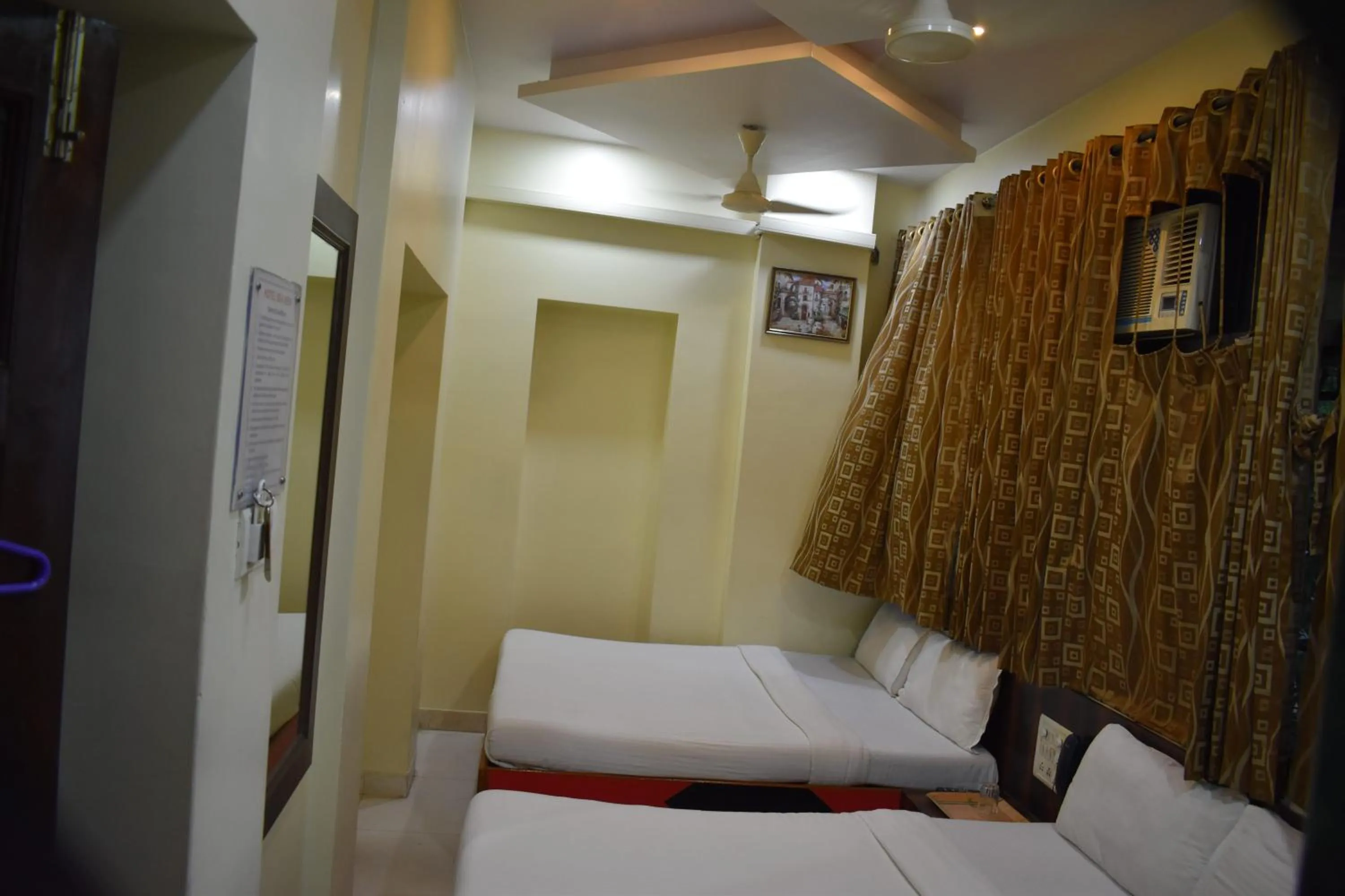 Photo of the whole room, Bed in Hotel Sea View - Near Taj Hotel