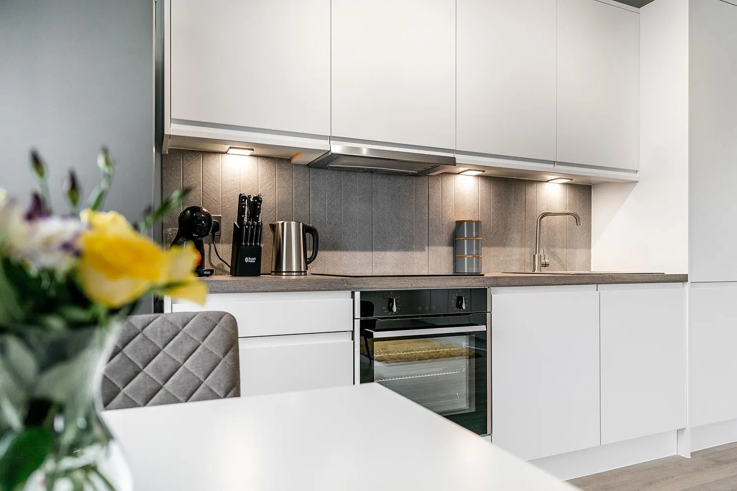 Kitchen or kitchenette in Citystay Living - Finch House