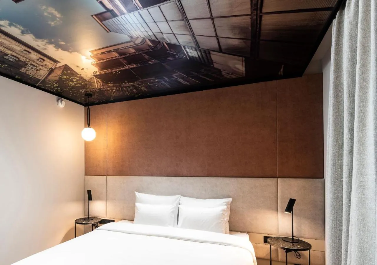 Bedroom, Bed in Three Corners Downtown Hotel