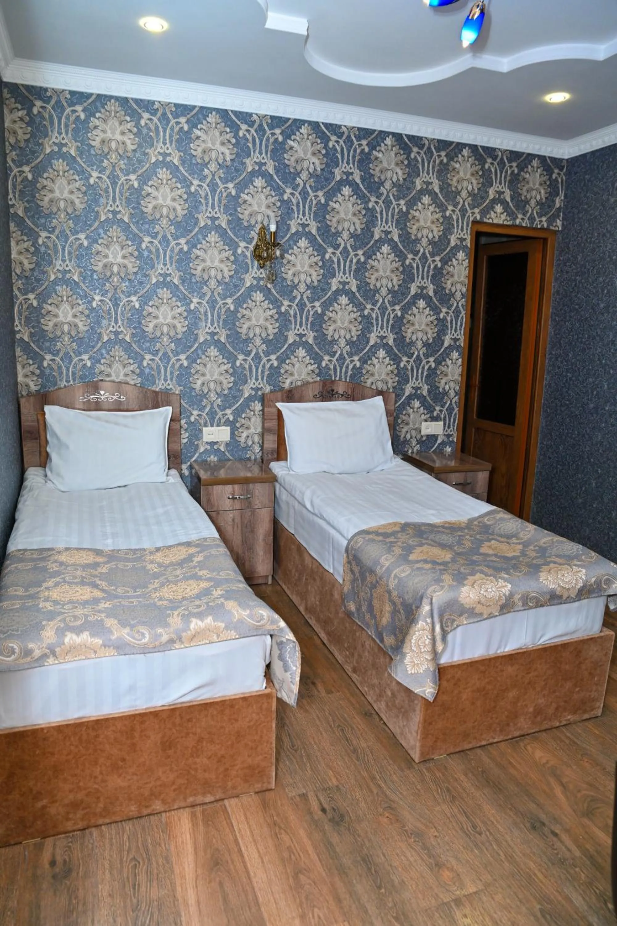 Bed in Har-Mar Hotel