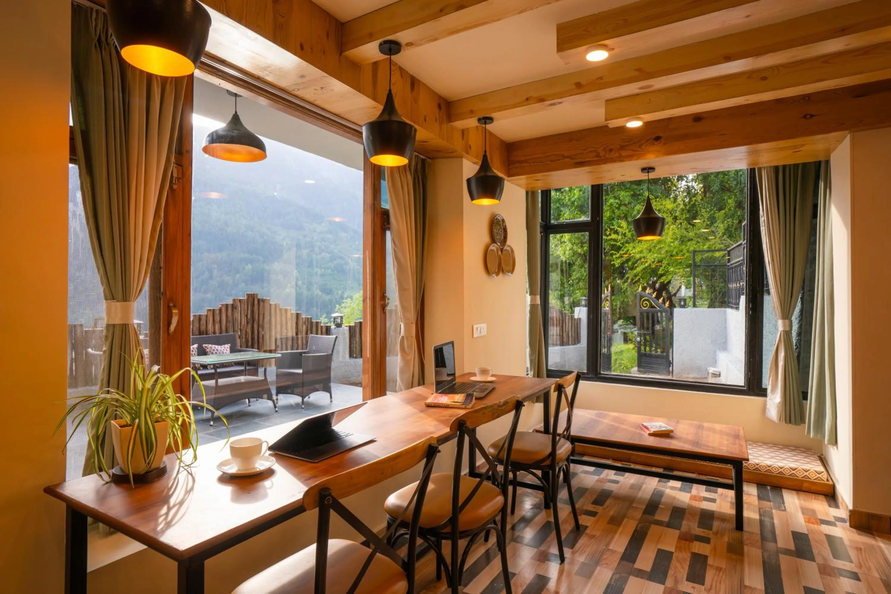 Natural landscape in Zostel Manali, Vashisht