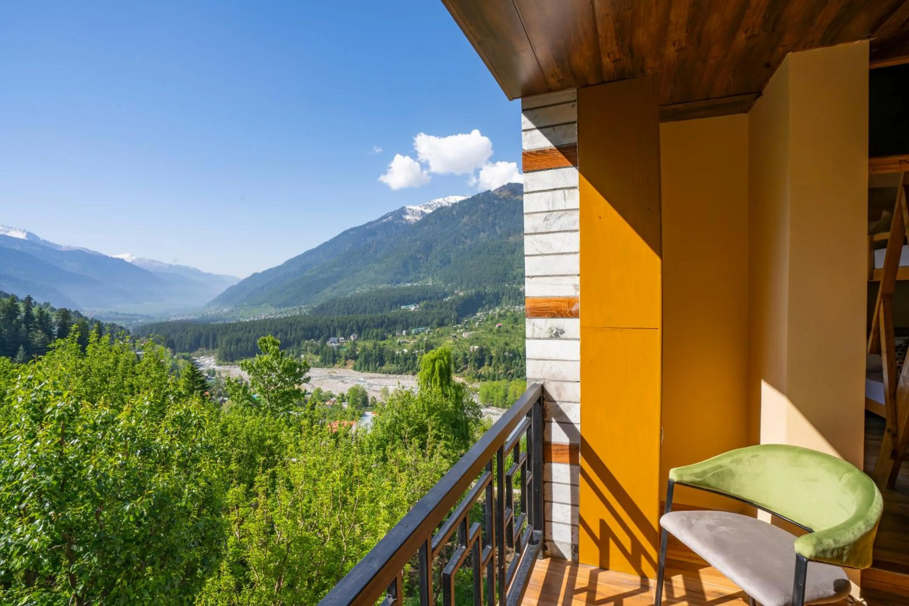 Balcony/Terrace in Zostel Manali, Vashisht