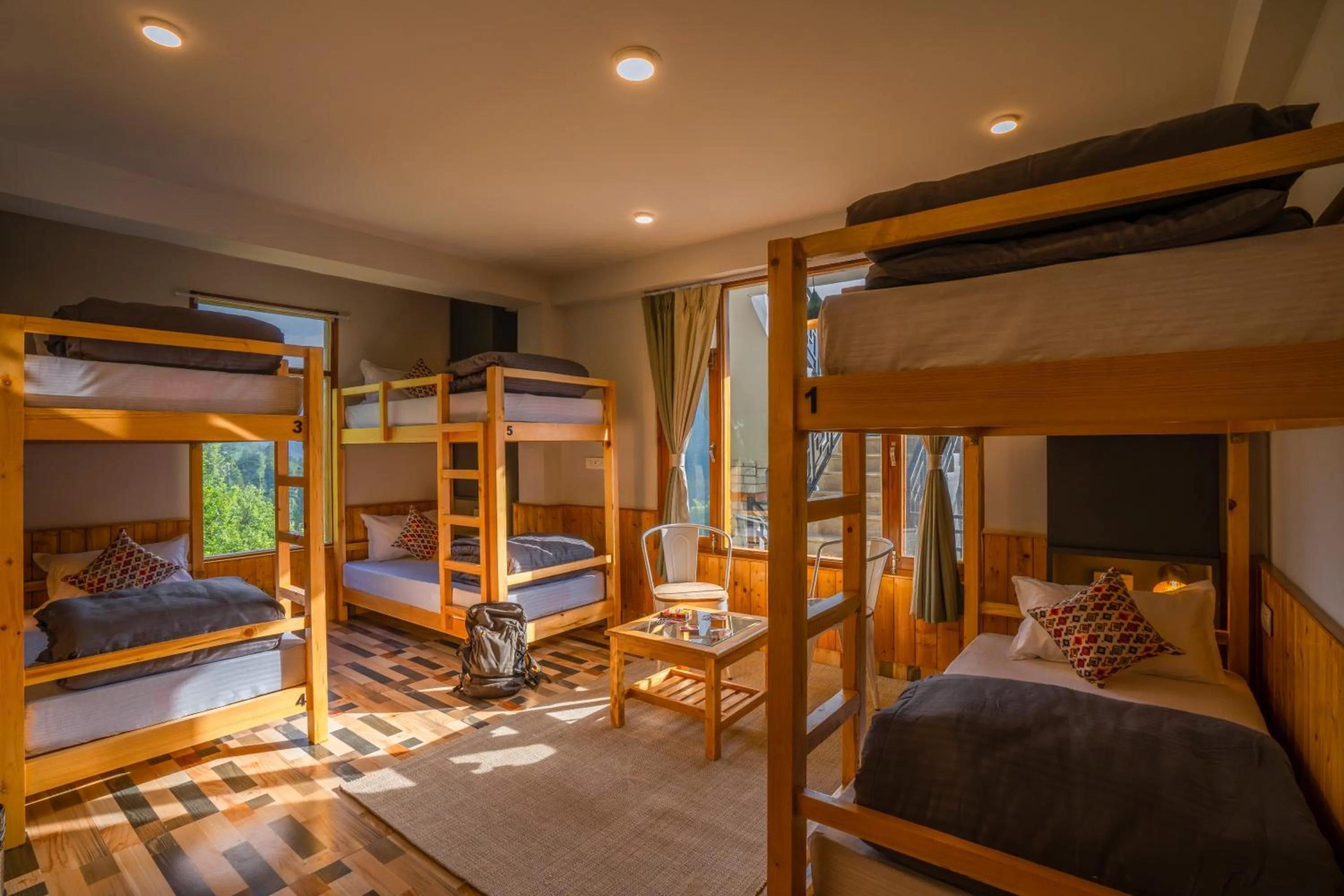 Photo of the whole room, Bed in Zostel Manali, Vashisht