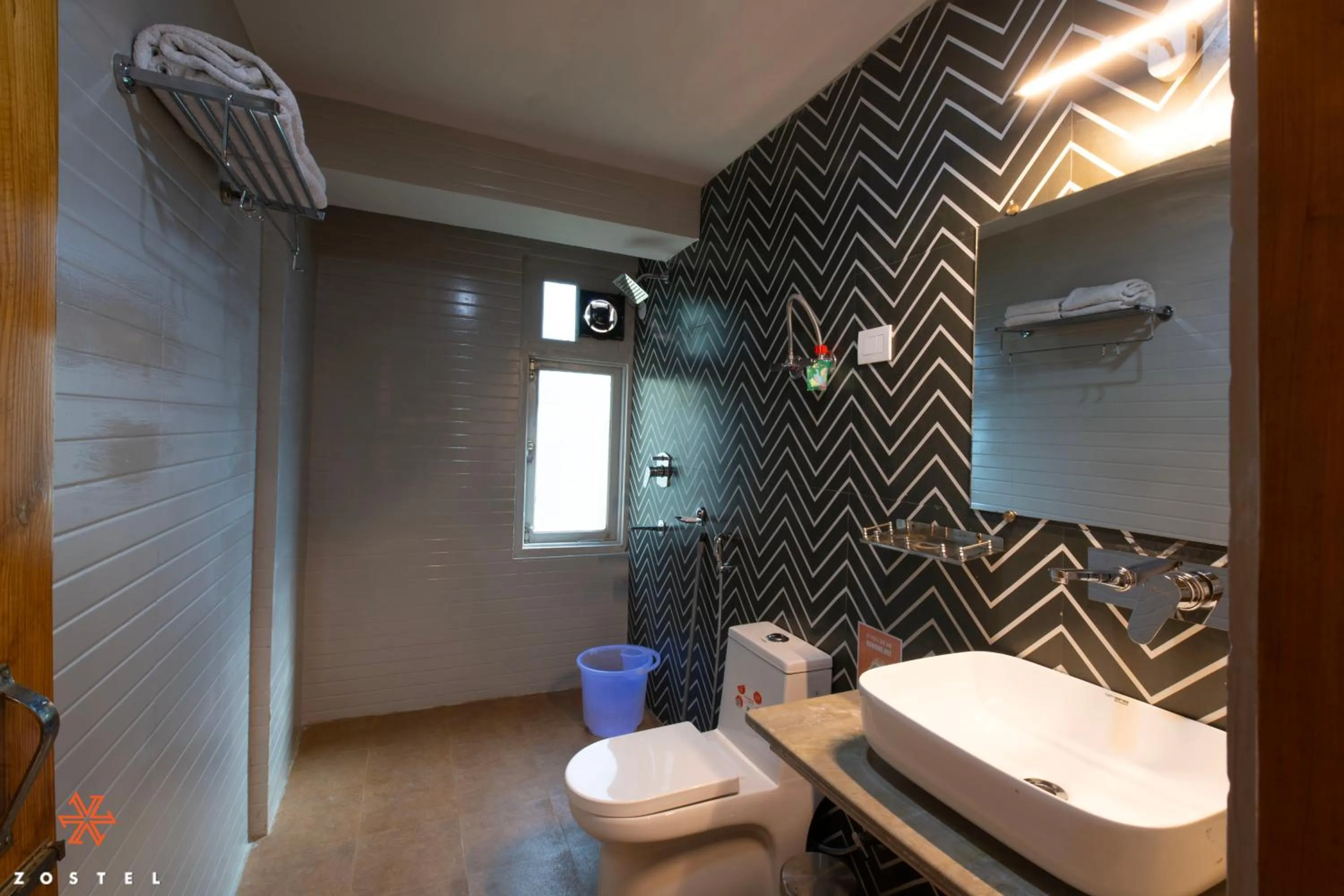 Bathroom in Zostel Manali, Vashisht