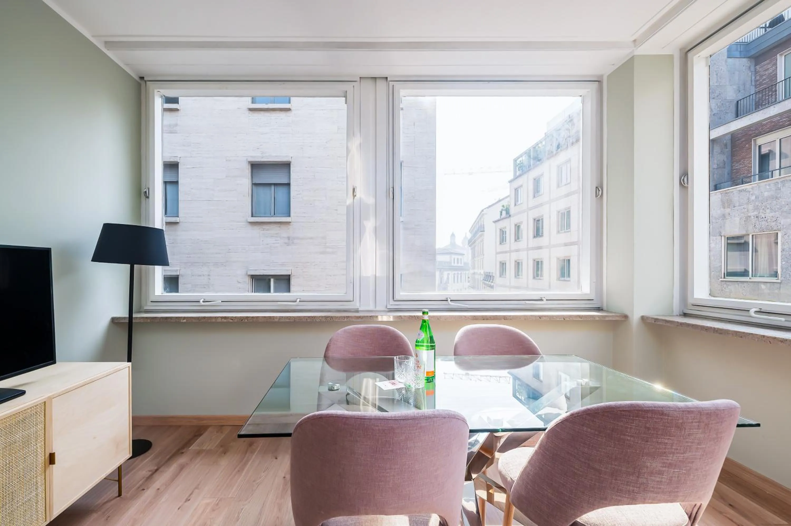 Dining area in Milan Adore