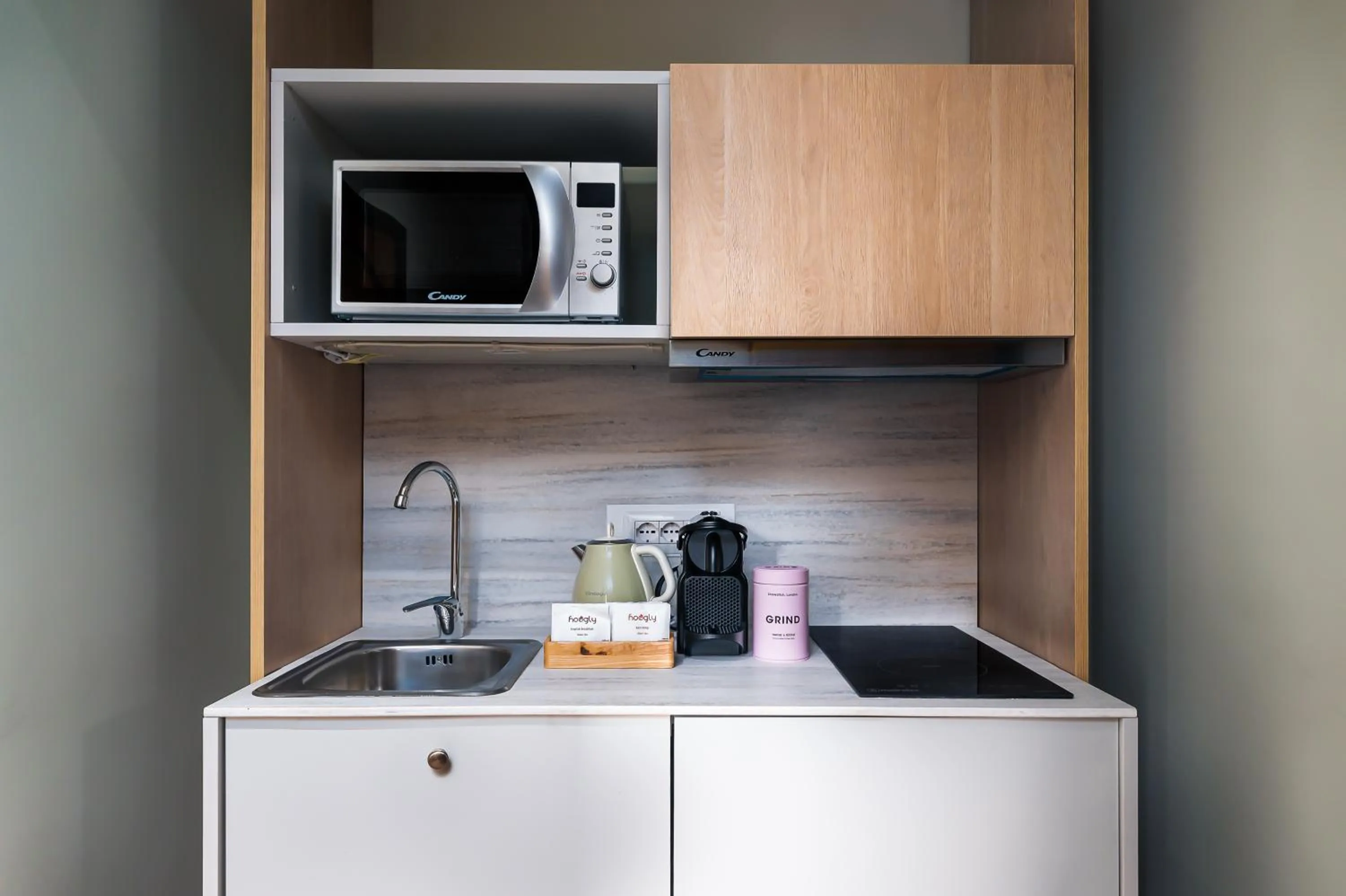 Kitchen or kitchenette in Milan Adore