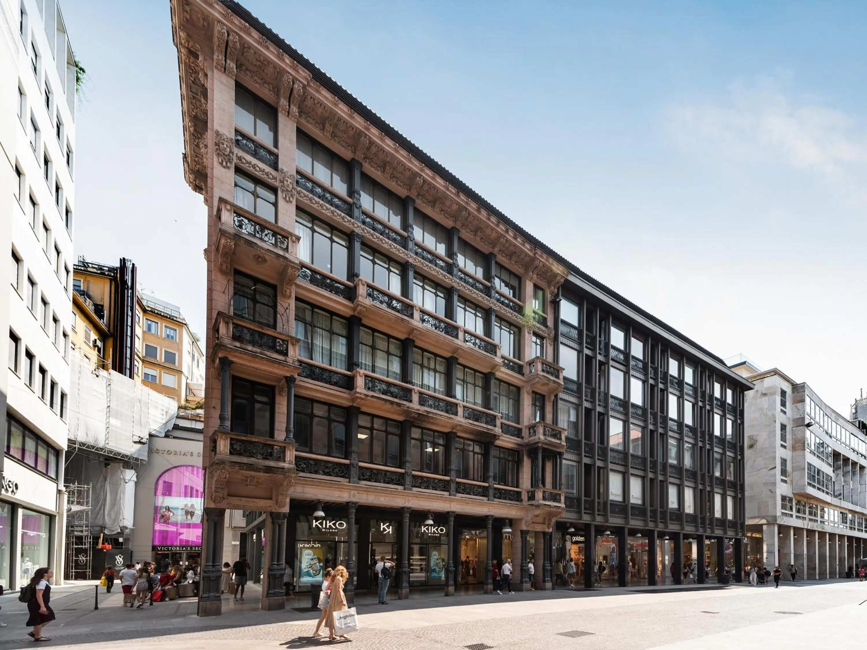 Property building in Milan Adore