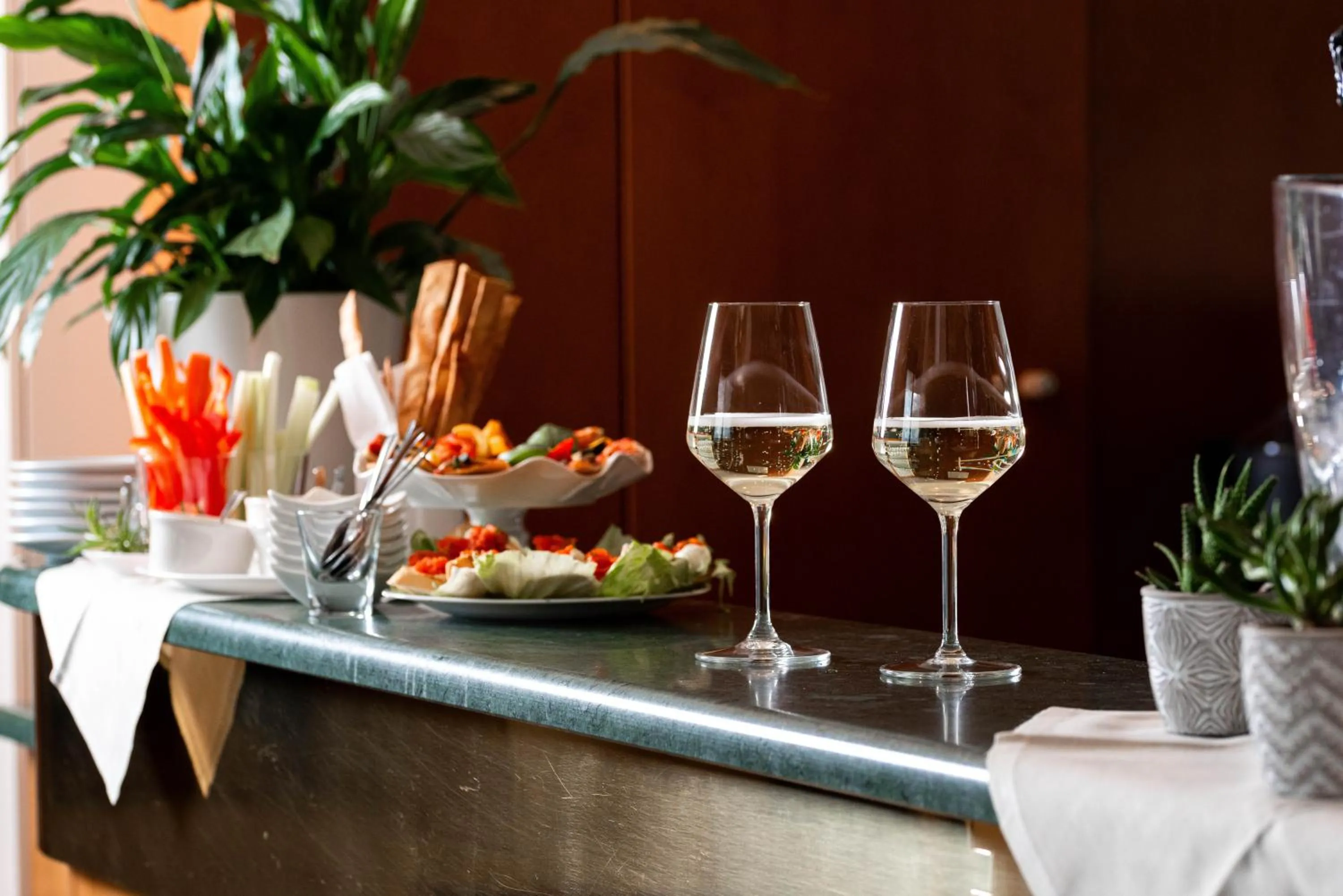 Lounge or bar in Phi Hotel Astoria