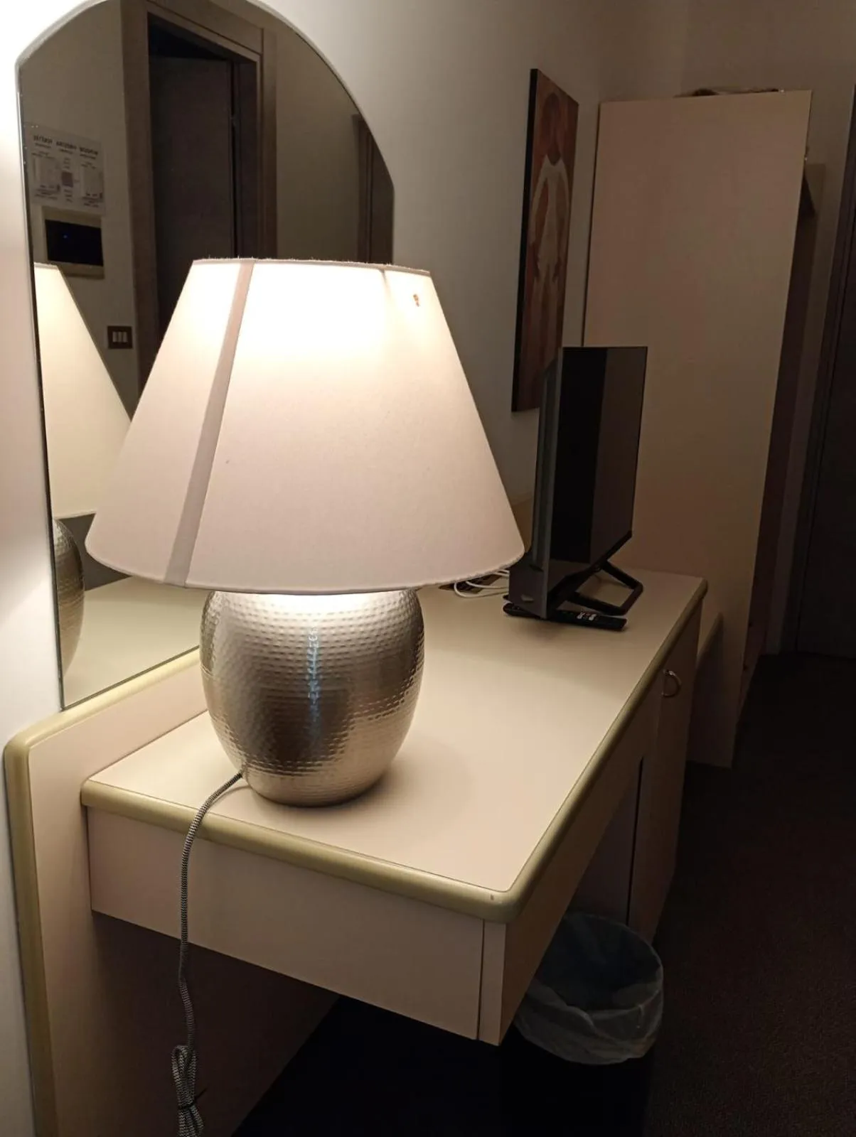 Decorative detail in Hotel Des Alpes