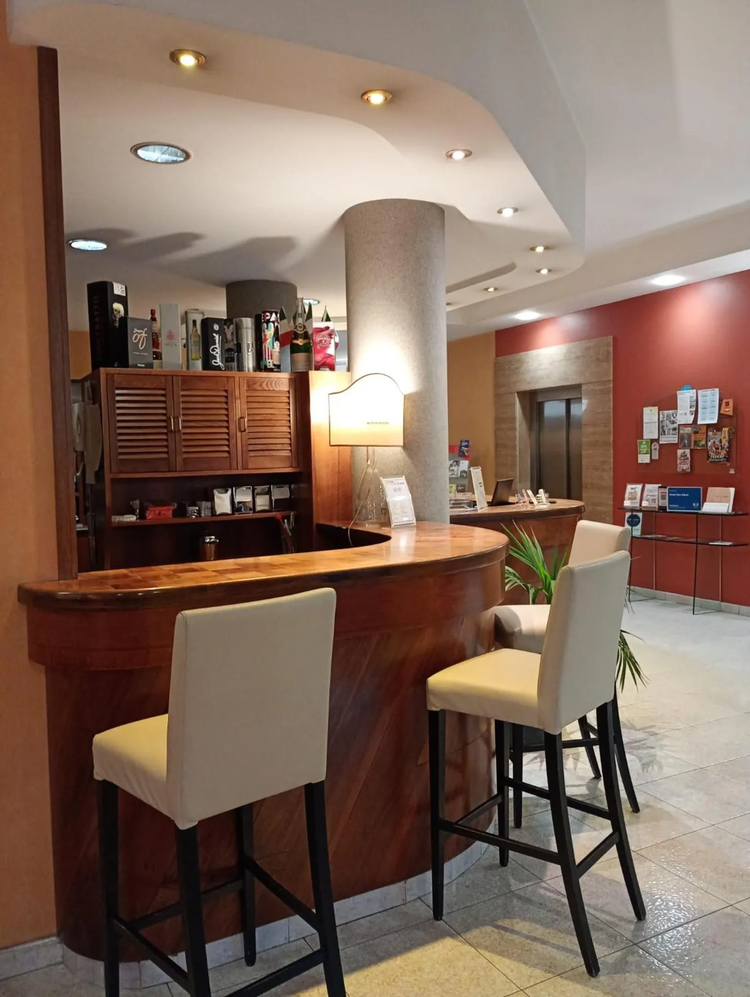 Lounge or bar in Hotel Des Alpes