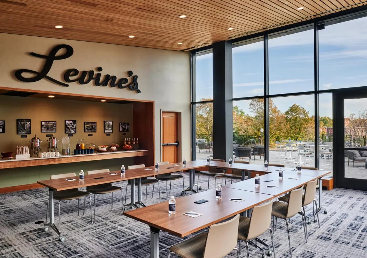 Meeting/conference room in Lockwood Hotel