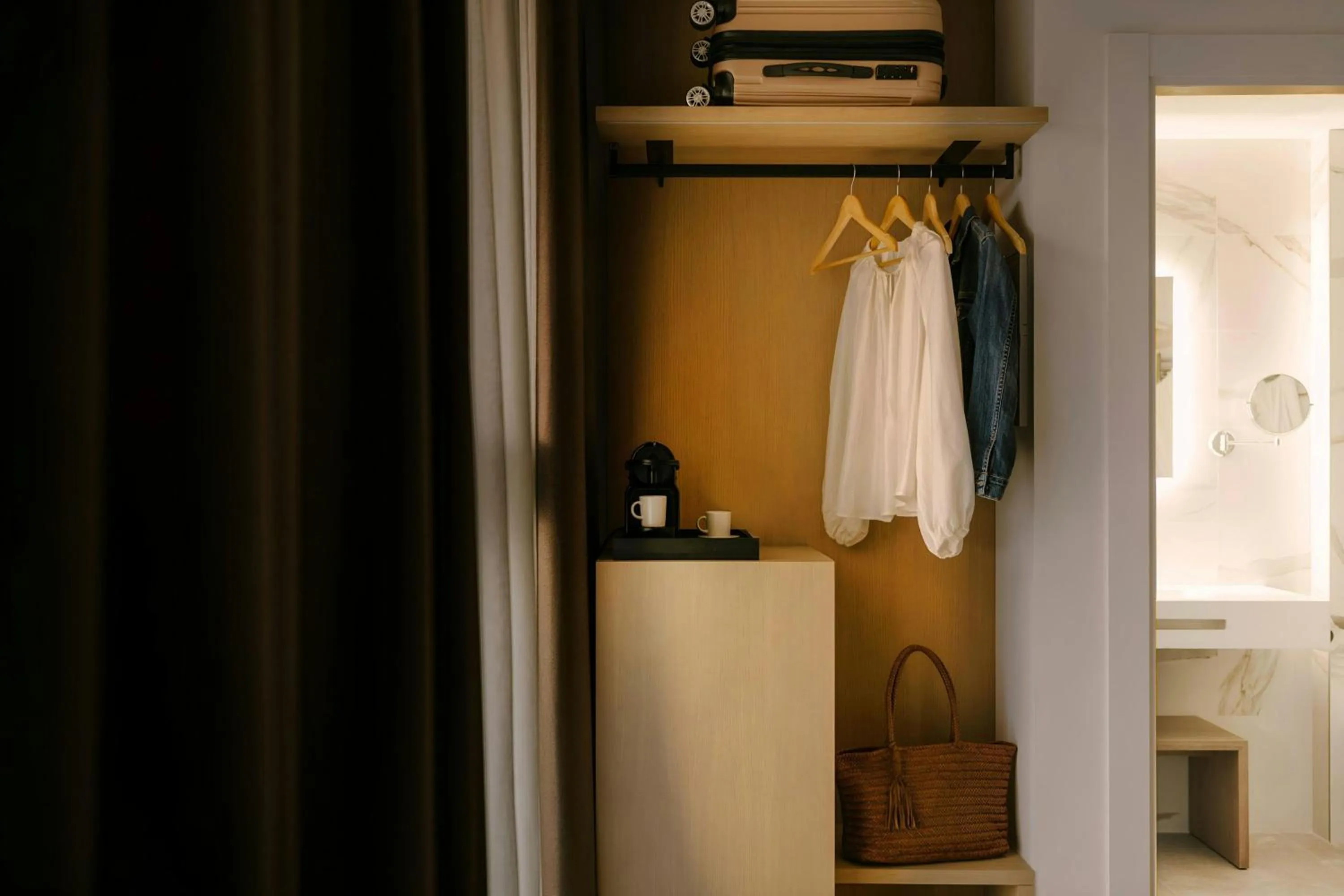 Photo of the whole room in Paseo de Gracia Hotel, Sonder by Marriott Bonvoy