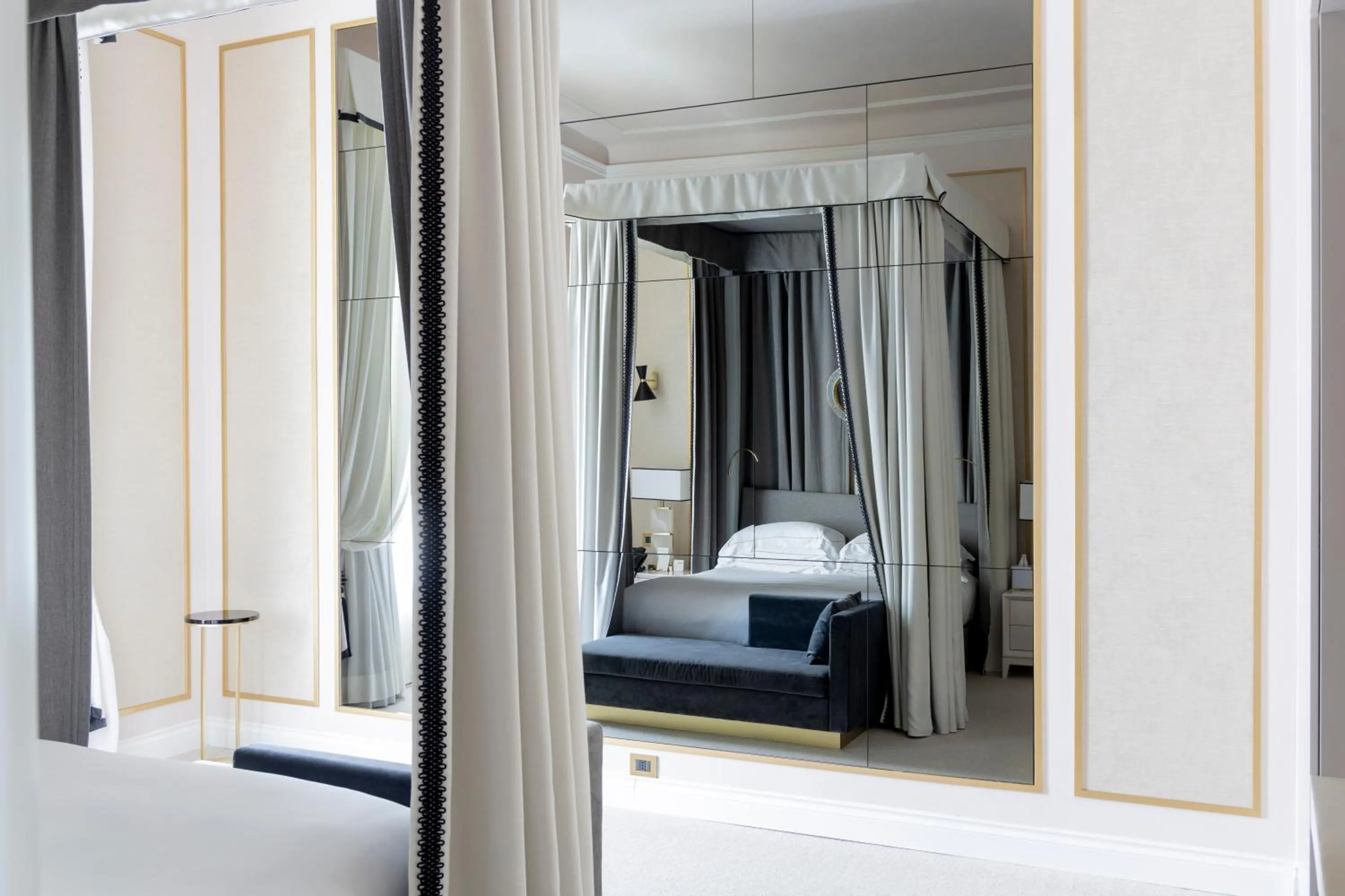 Bedroom, Bed in Grand Hotel Principe Di Piemonte