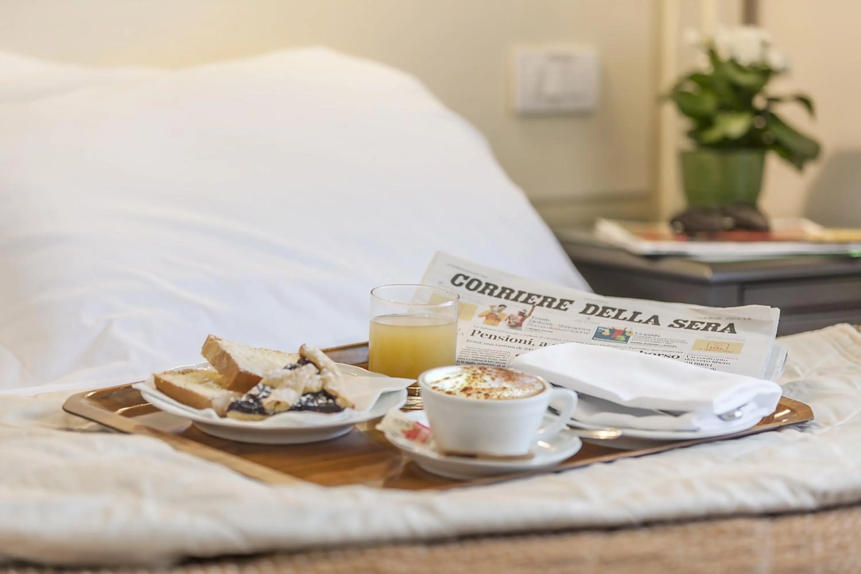 Lounge or bar, Bed in Grand Hotel Bonanno