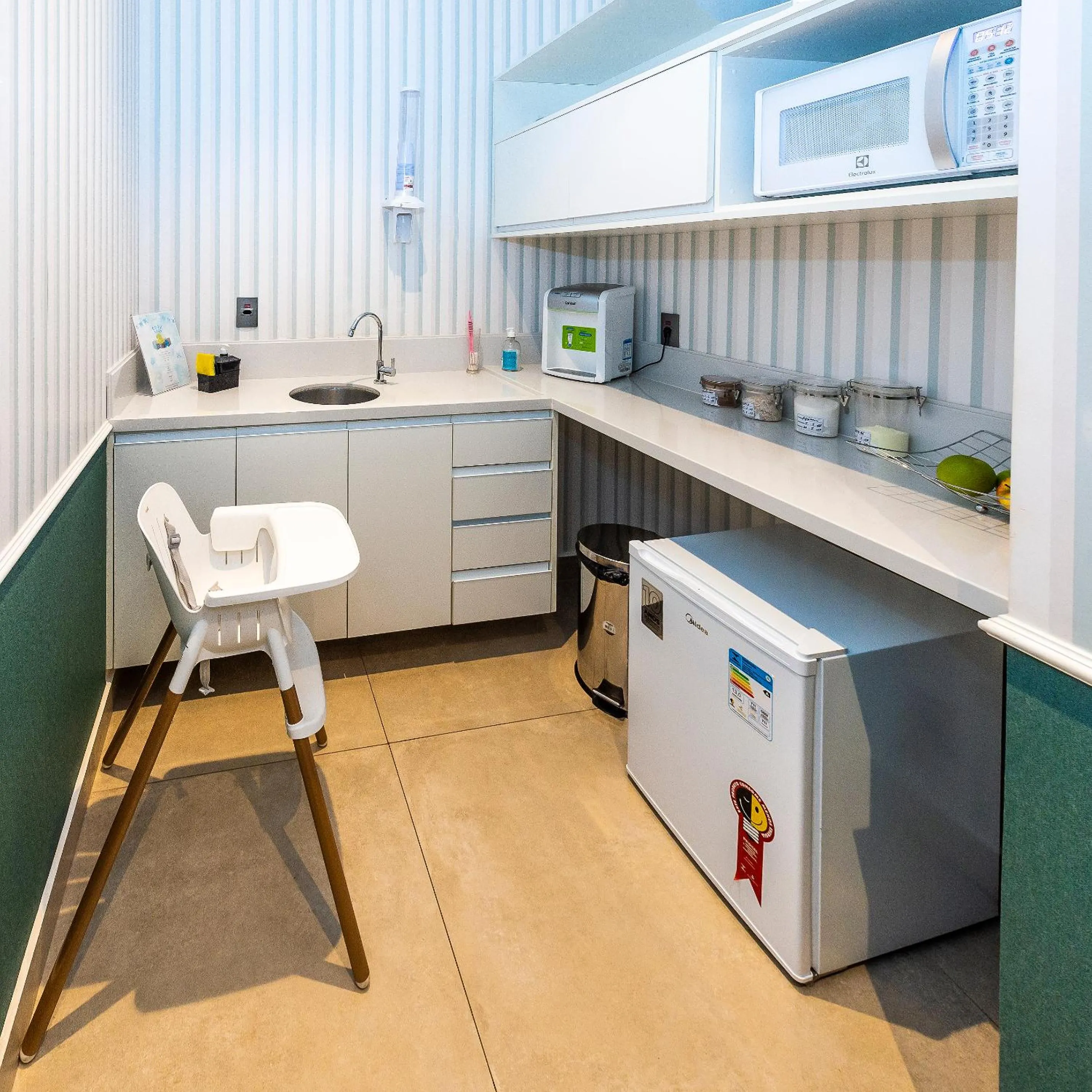 Communal kitchen in Japy Golf Resort Hotel