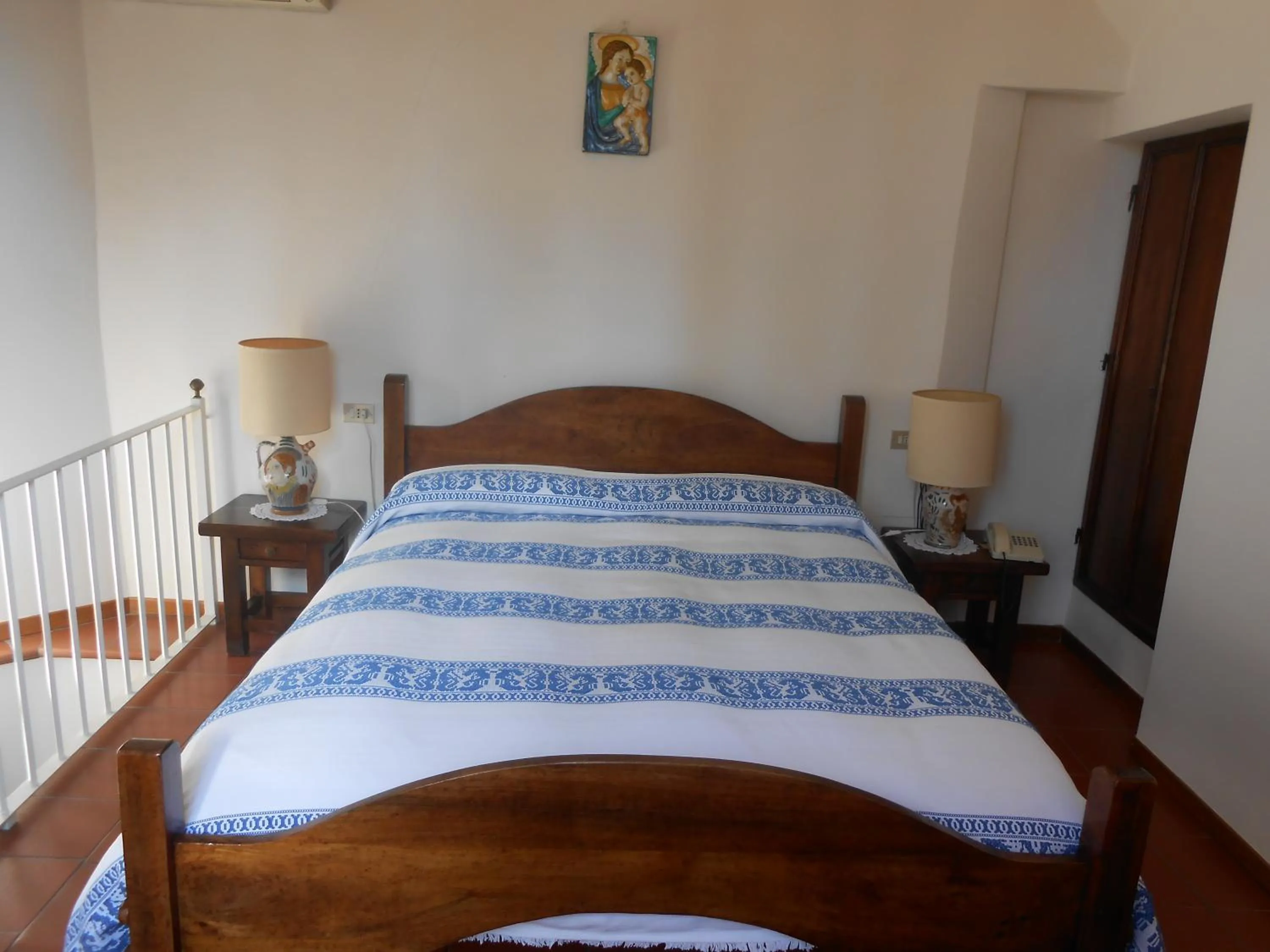 Decorative detail, Bed in Lo Spedalicchio