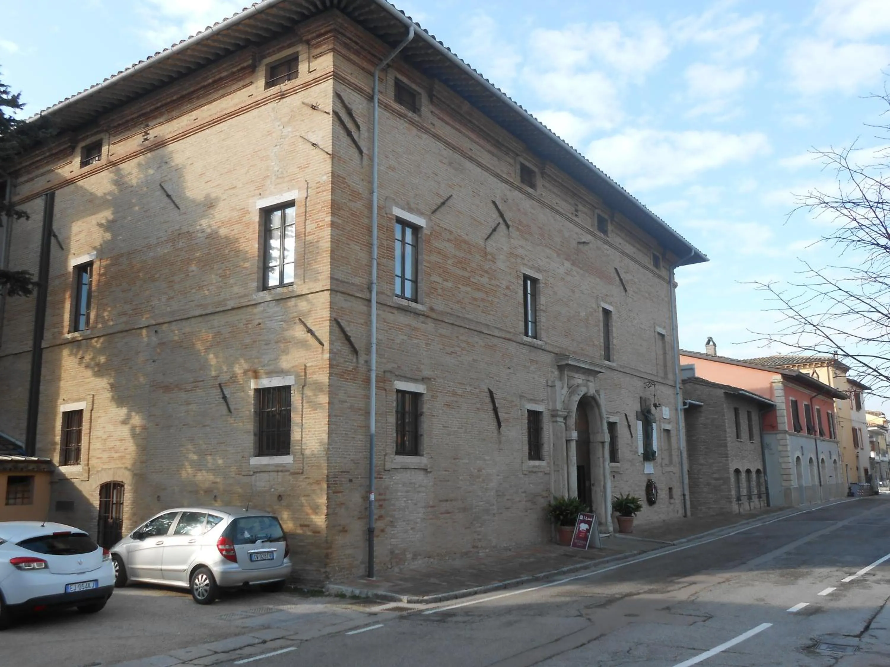 Property building in Lo Spedalicchio