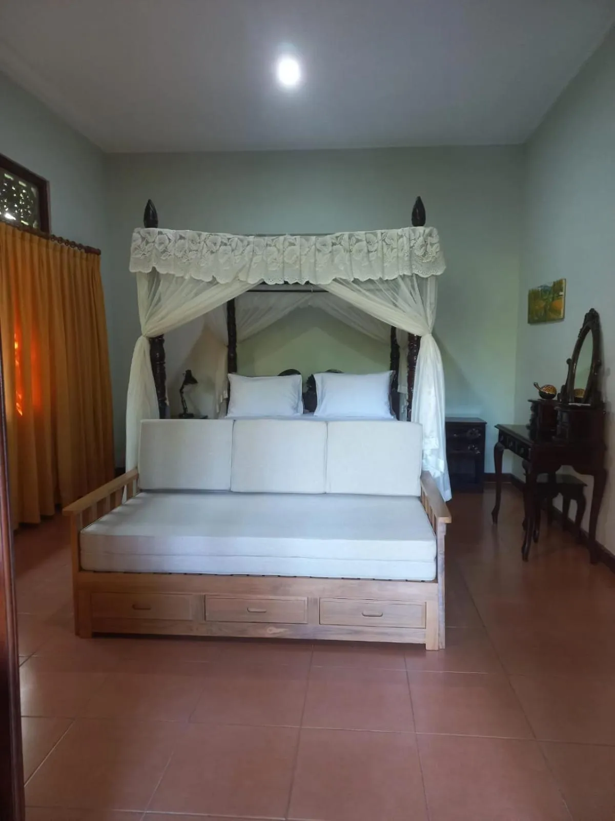 Bed in Bali North Beach B&B