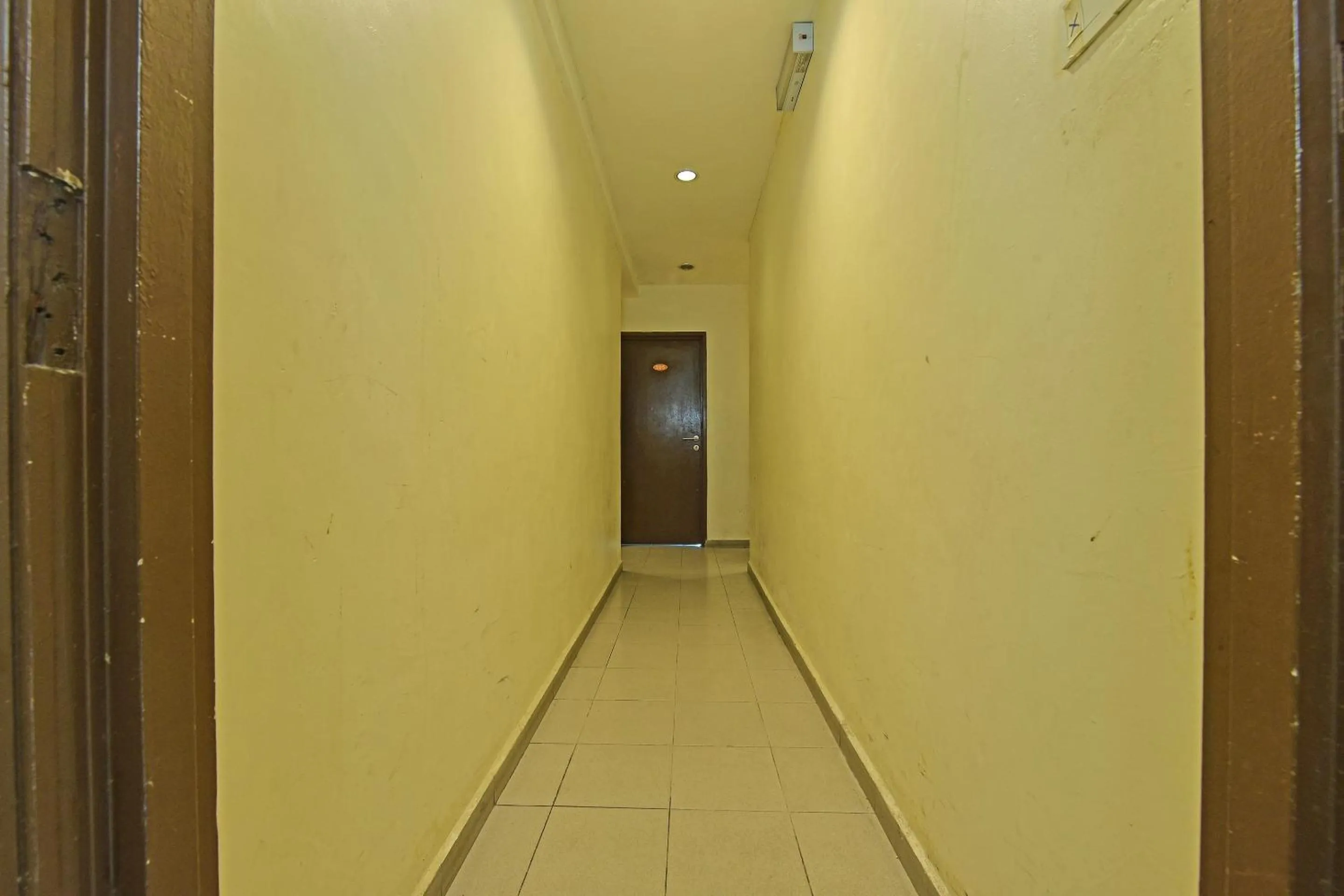 Lobby or reception in OYO 90510 Hotel Sahara