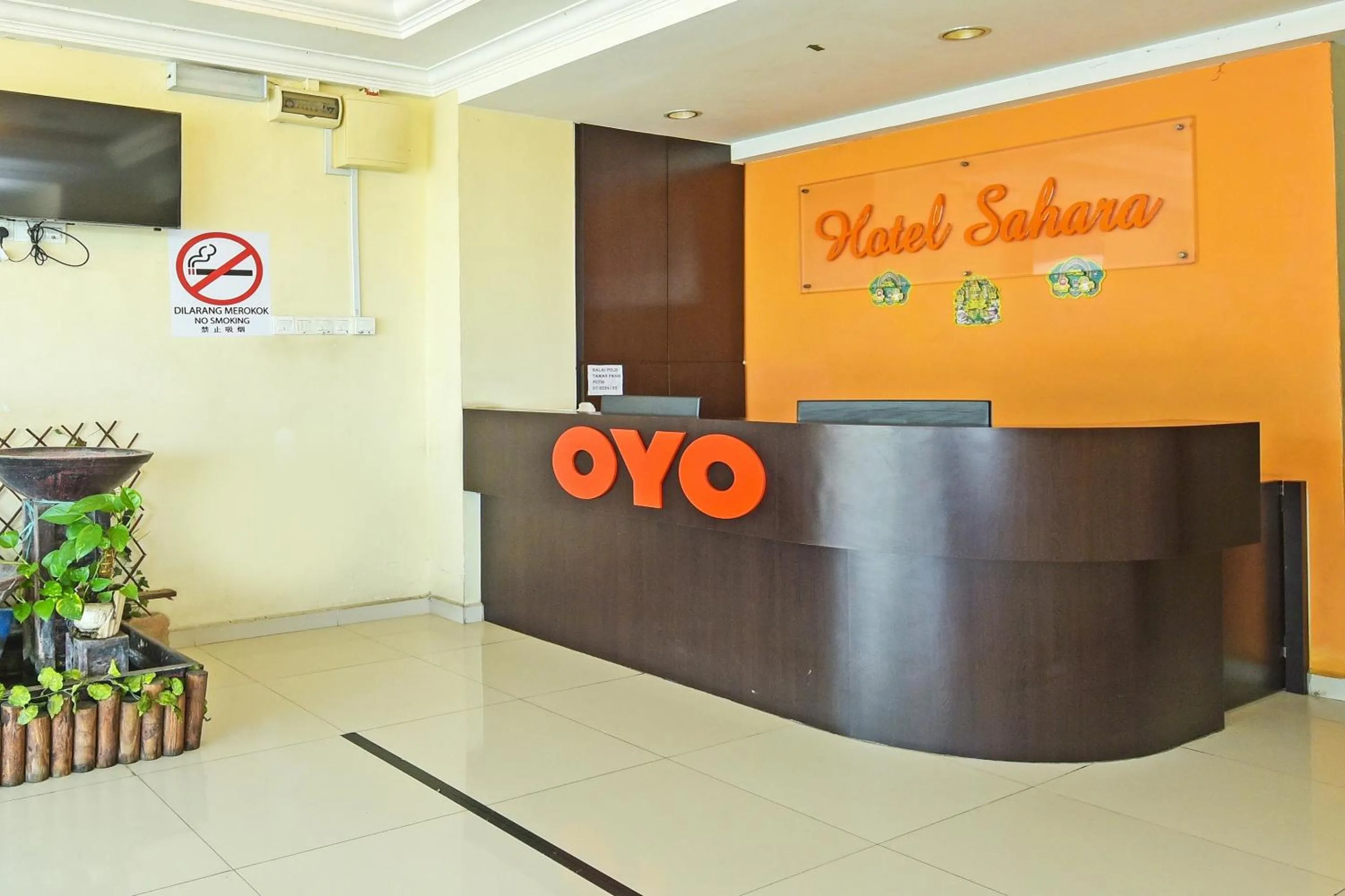 Lobby or reception in OYO 90510 Hotel Sahara