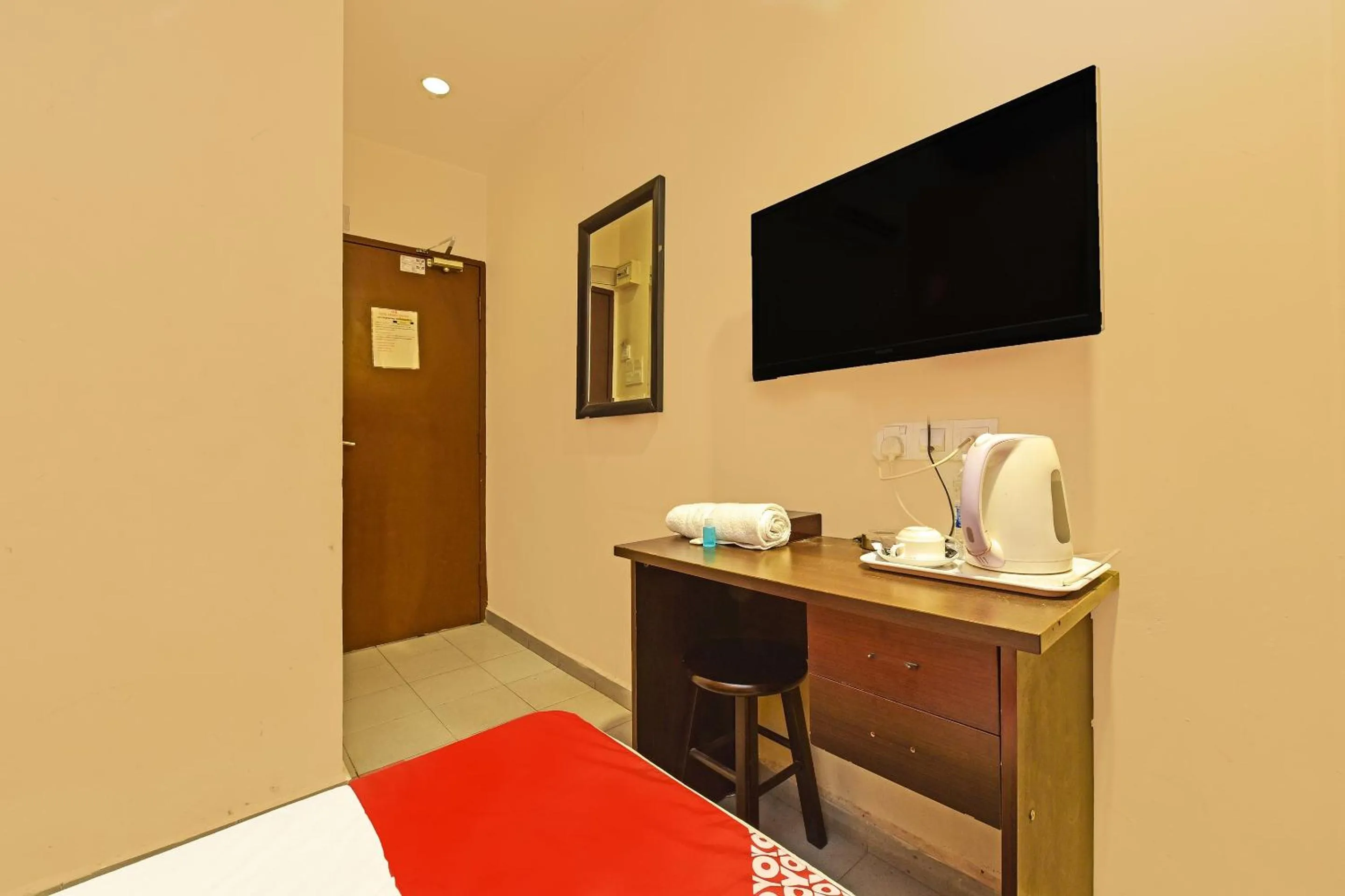 Bedroom in OYO 90510 Hotel Sahara