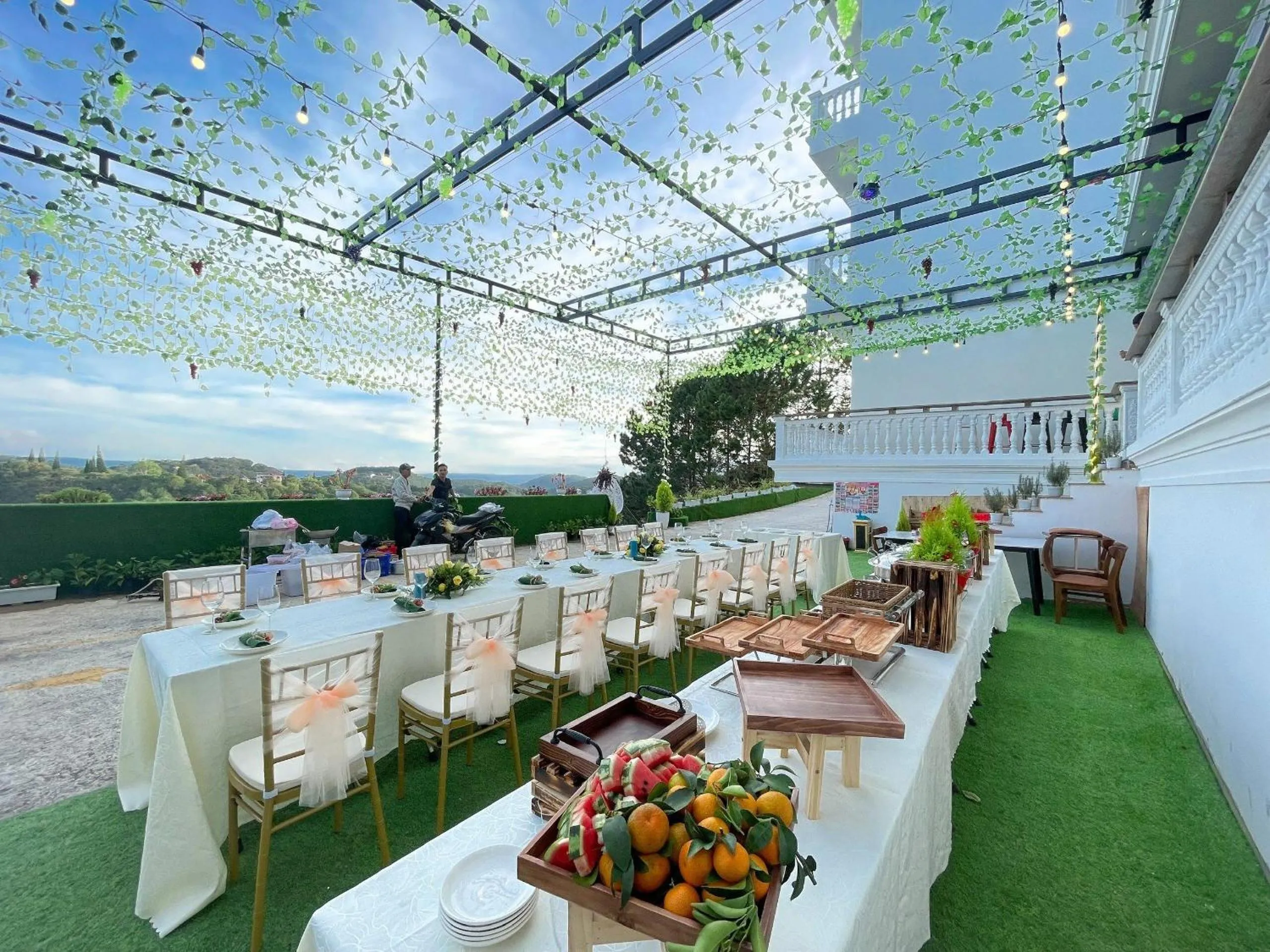 Restaurant/places to eat in TALA Dalat Hotel