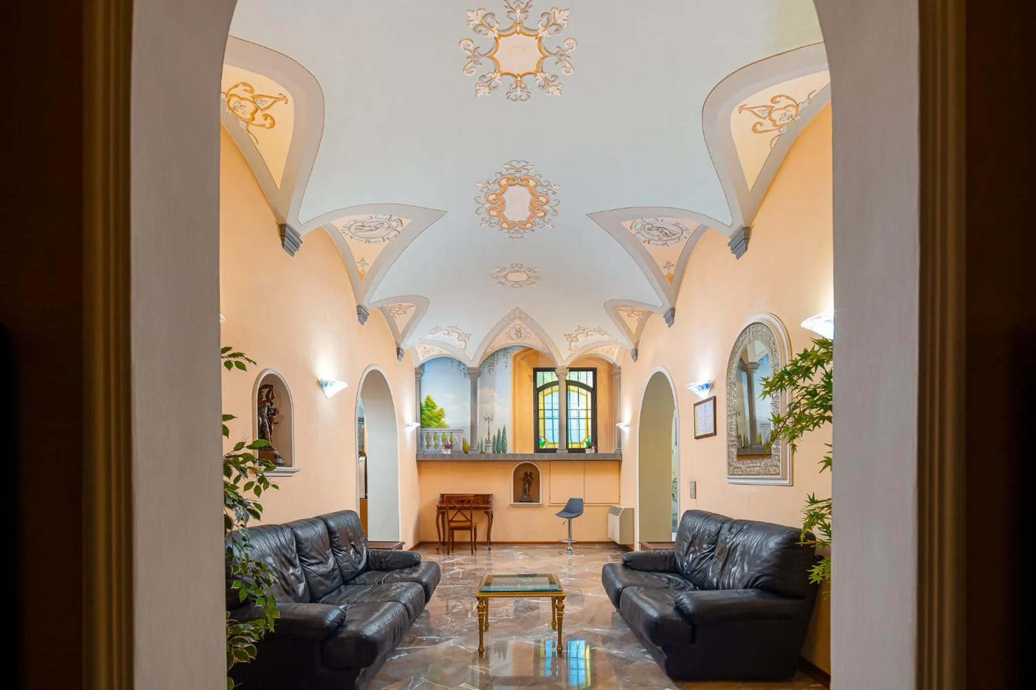 Lobby or reception in Hotel City