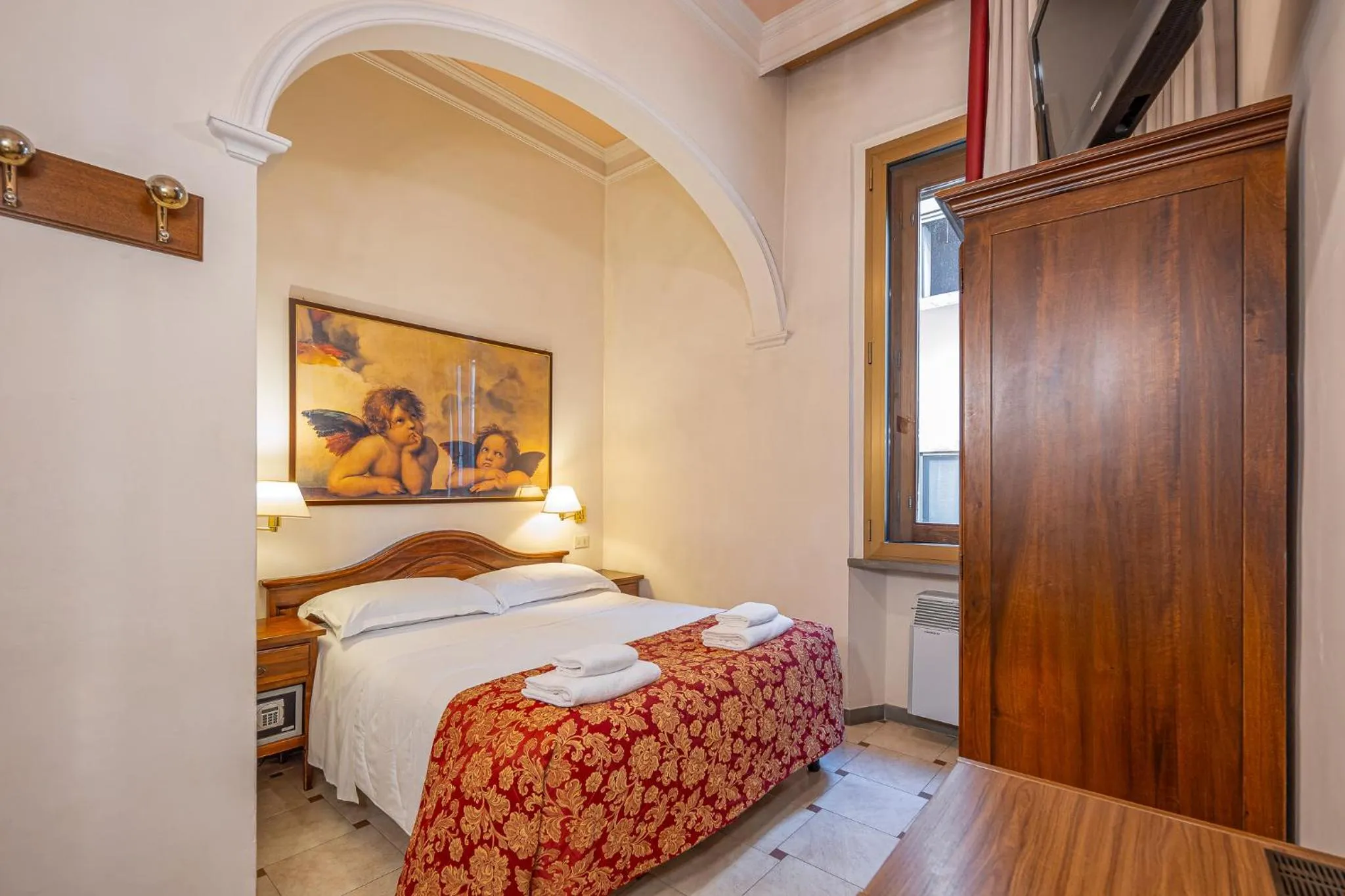 Bedroom, Bed in Hotel City