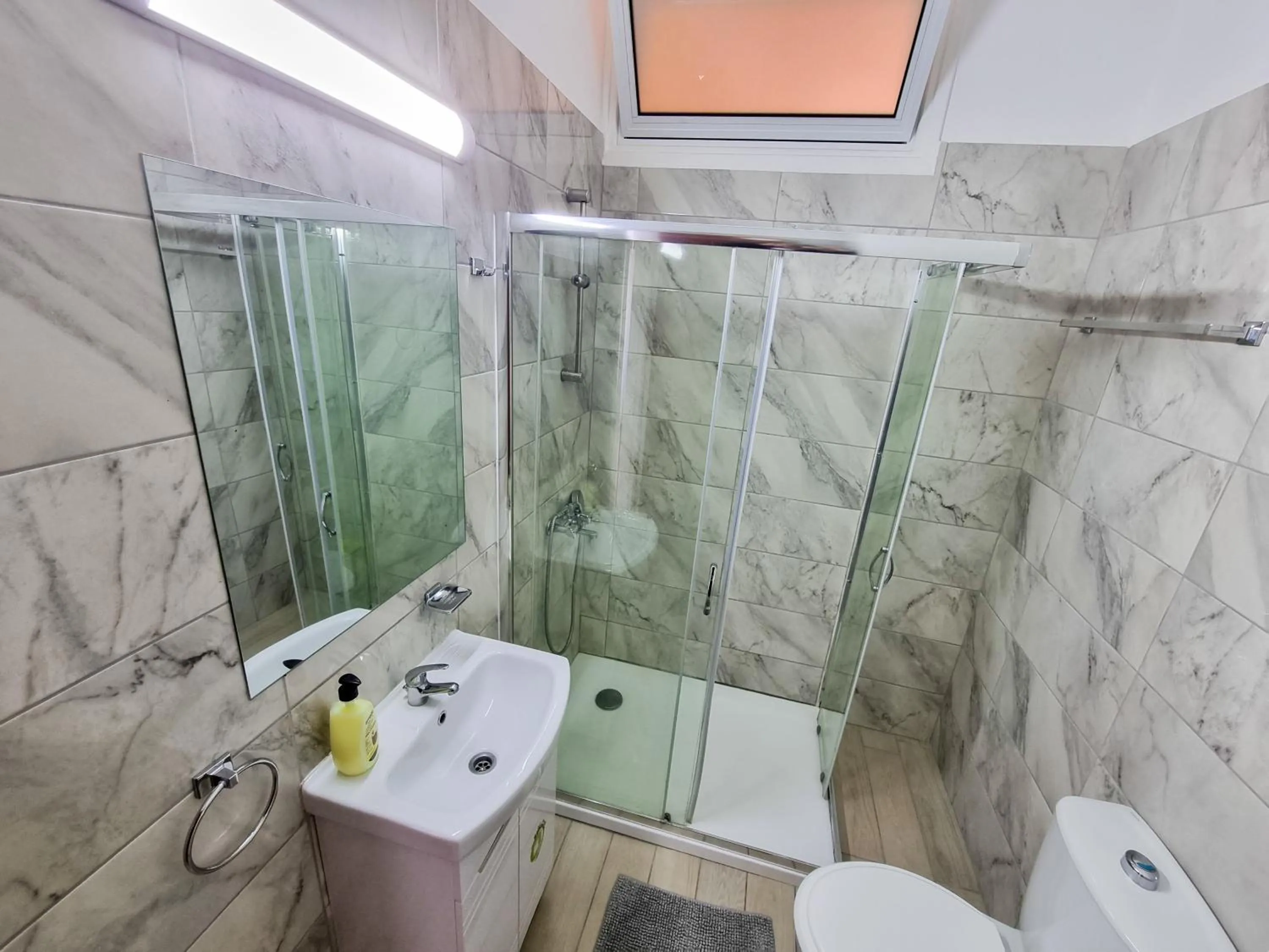 Bathroom in Springfield Park Apartment