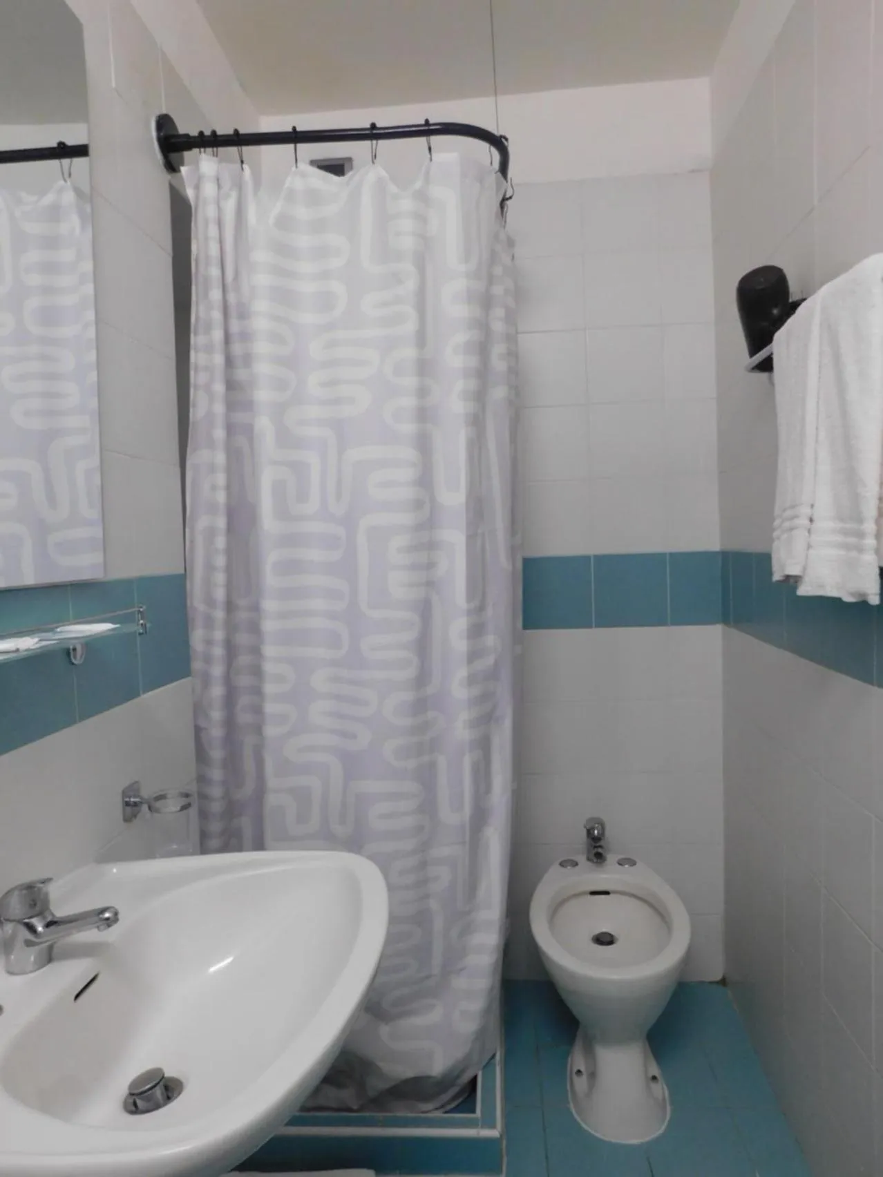 Bathroom in PICCOLO HOTEL Nel Centro Storico di Firenze