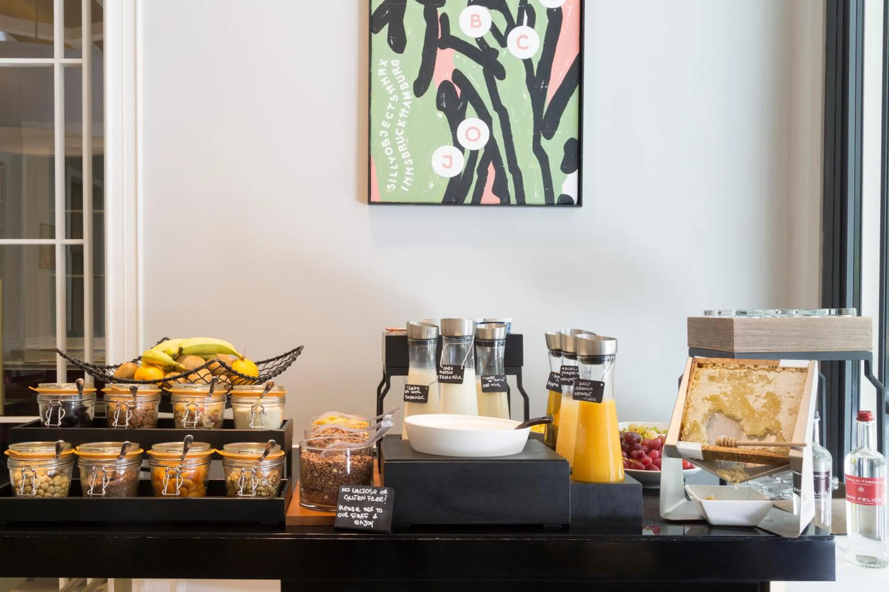 Breakfast in Palazzo Castri 1874 Spa & Garden