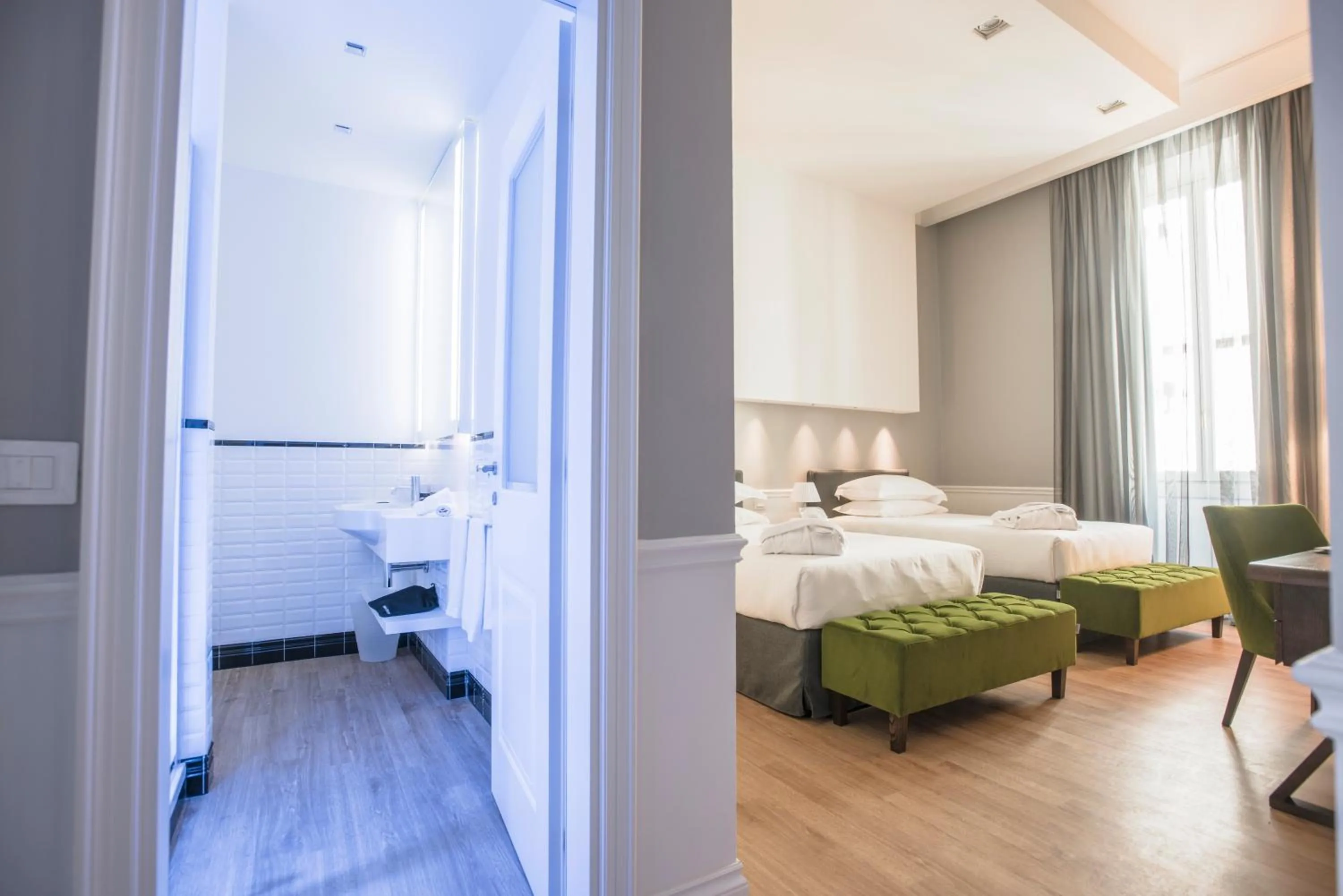 Bathroom, Bed in Palazzo Castri 1874 Spa & Garden