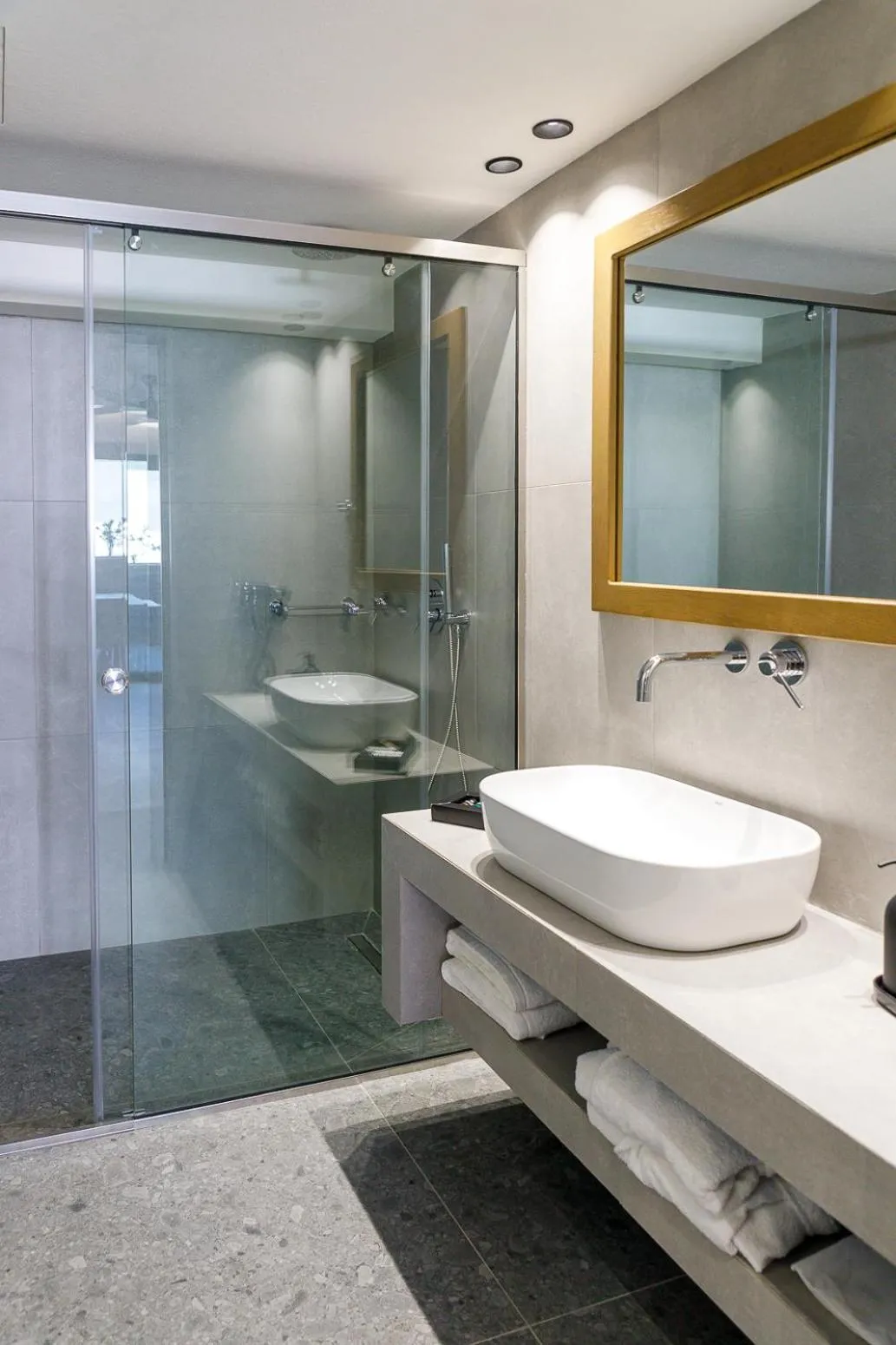 Bathroom in Utopia Luxury Suites