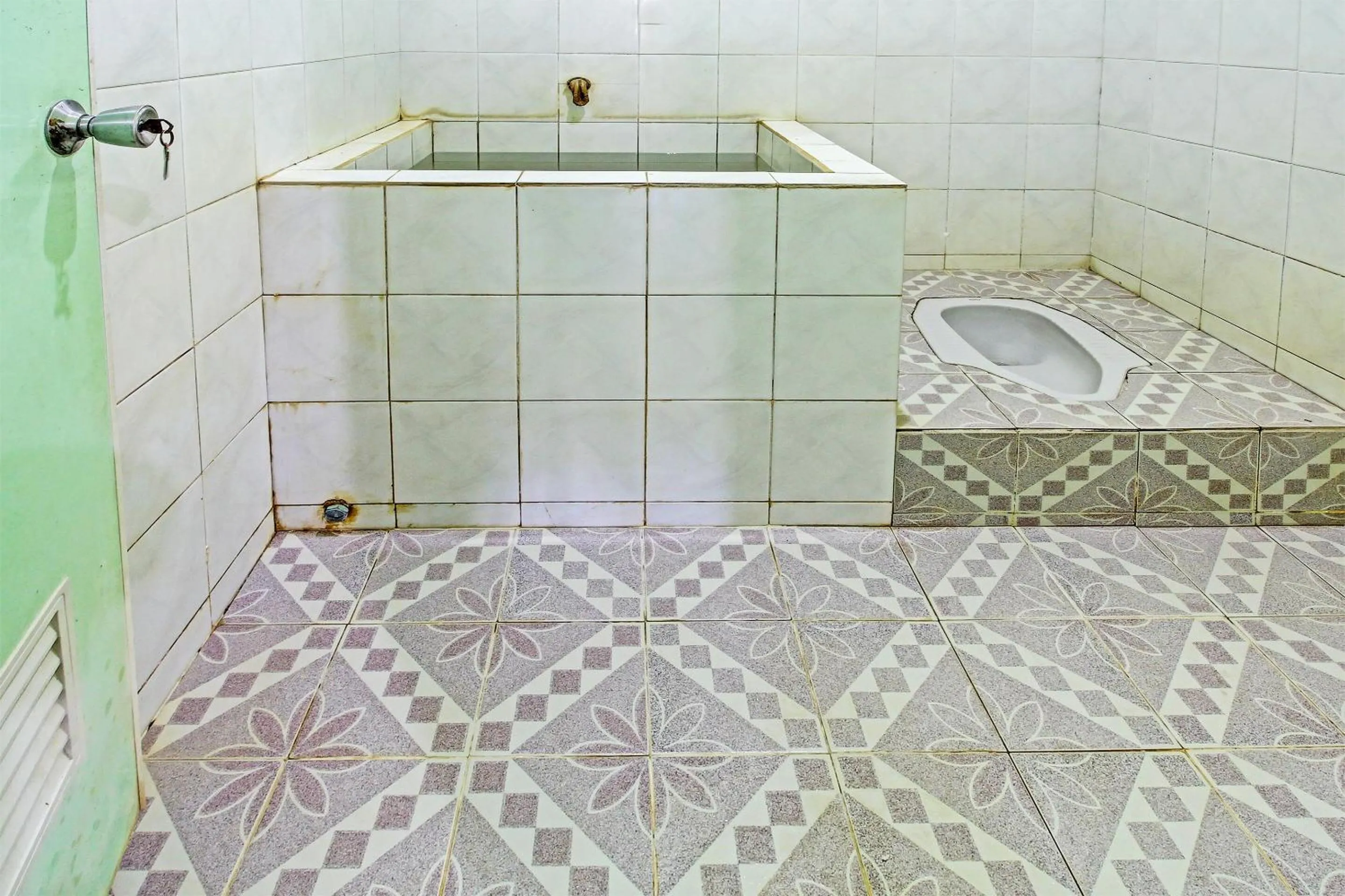 Bathroom in Hotel O Desa Wisata Pandean