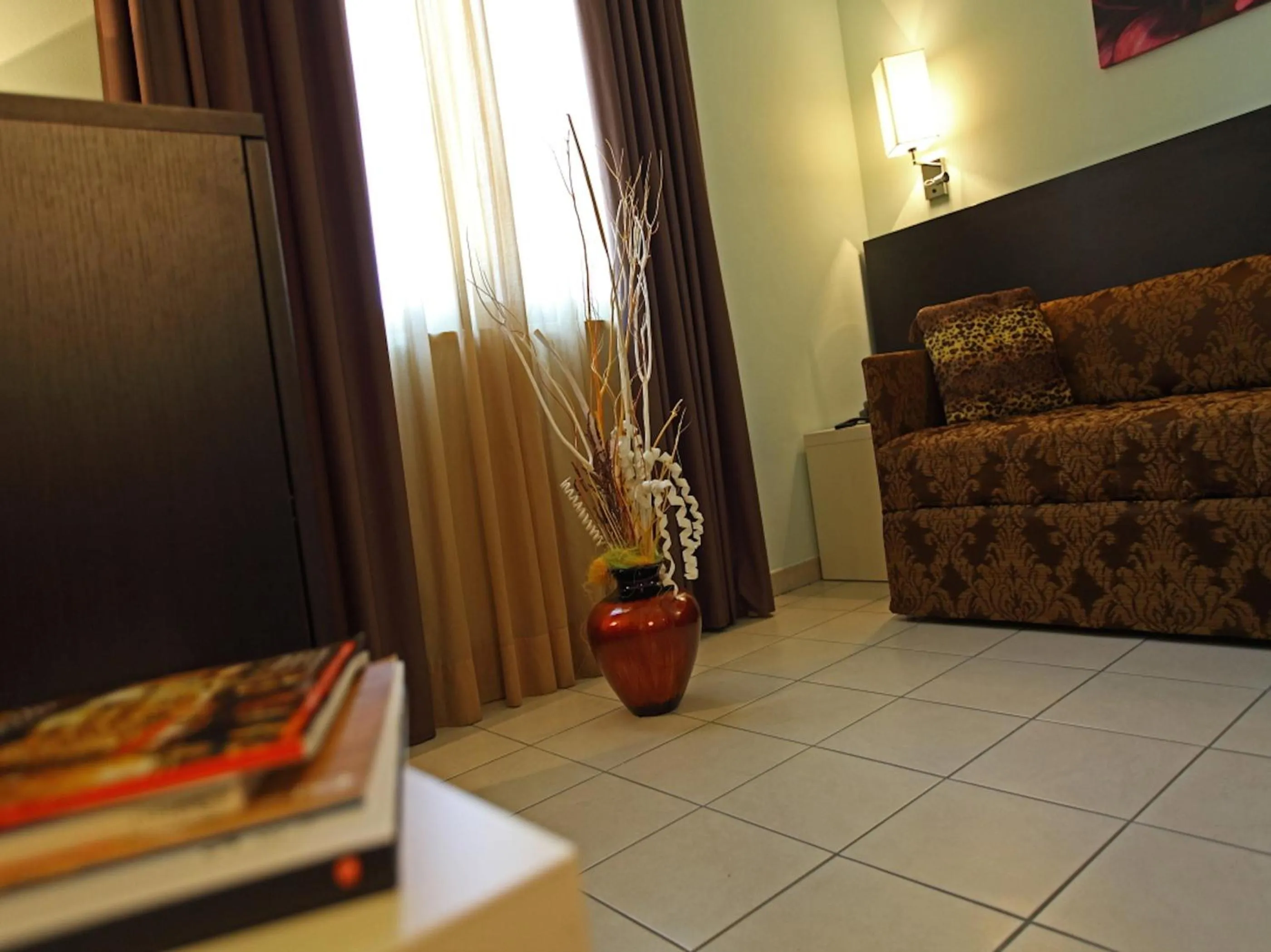 Seating area in Euro Hotel