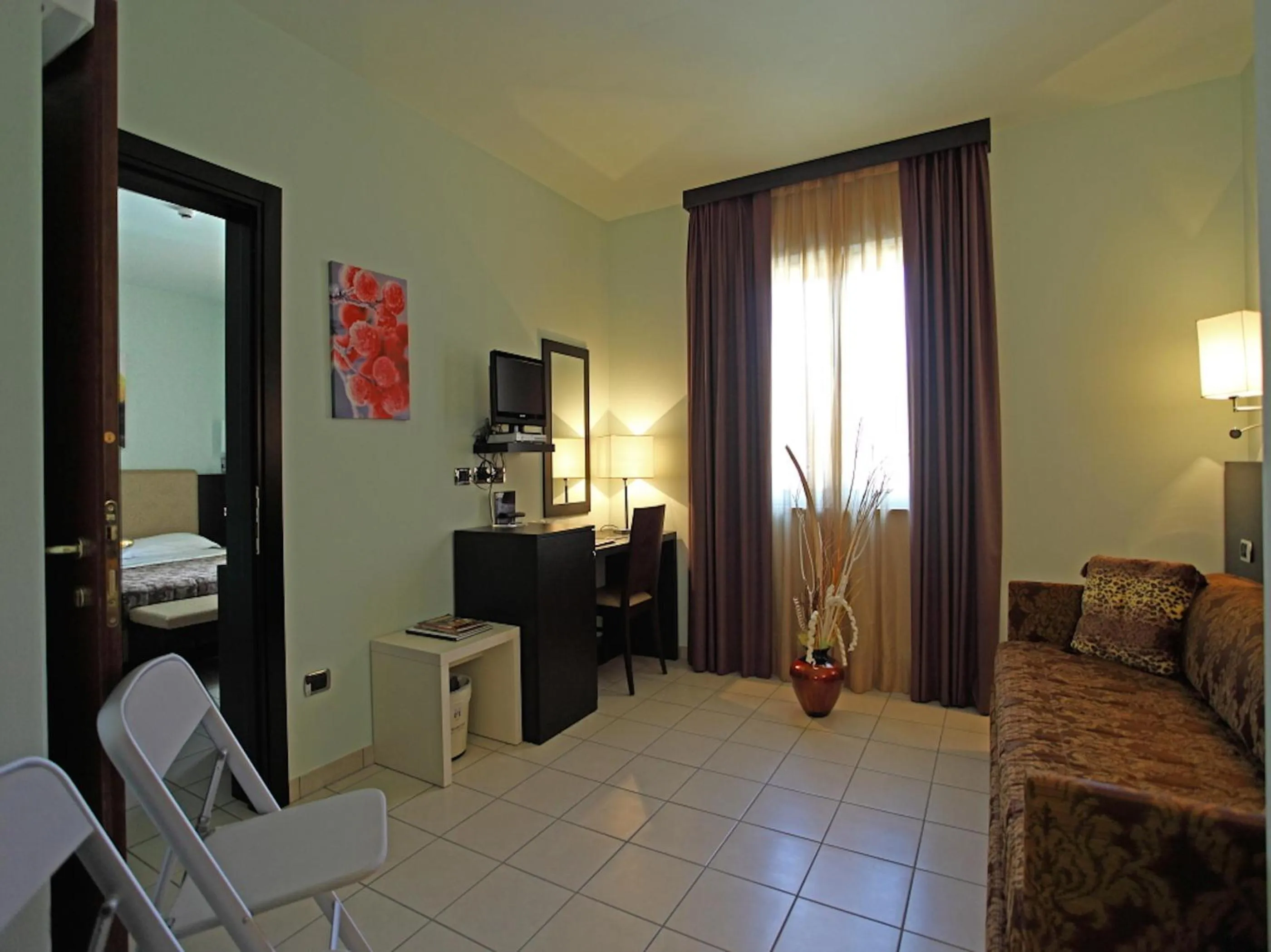 Decorative detail, Bed in Euro Hotel