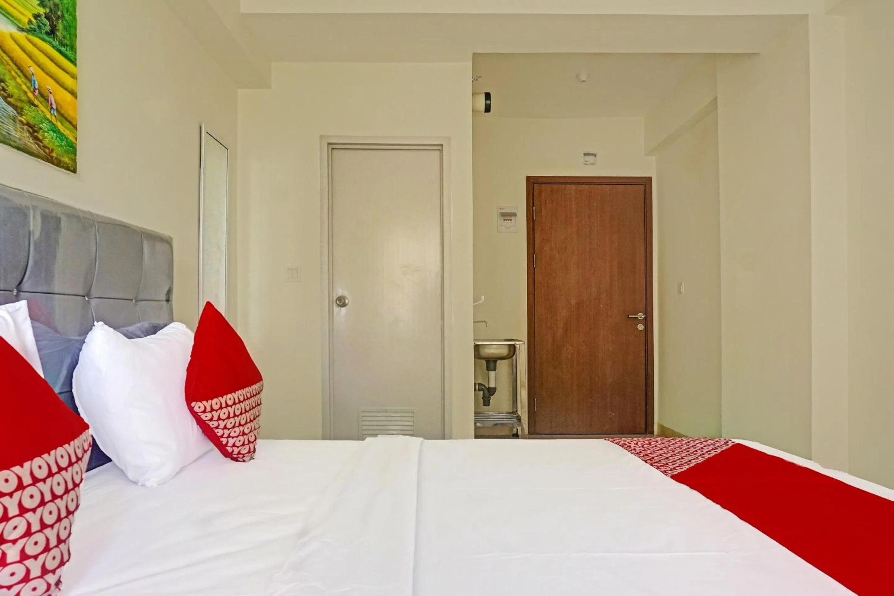 Bedroom, Bed in OYO 91217 Skyland @ Pgv Near Gunung Putri