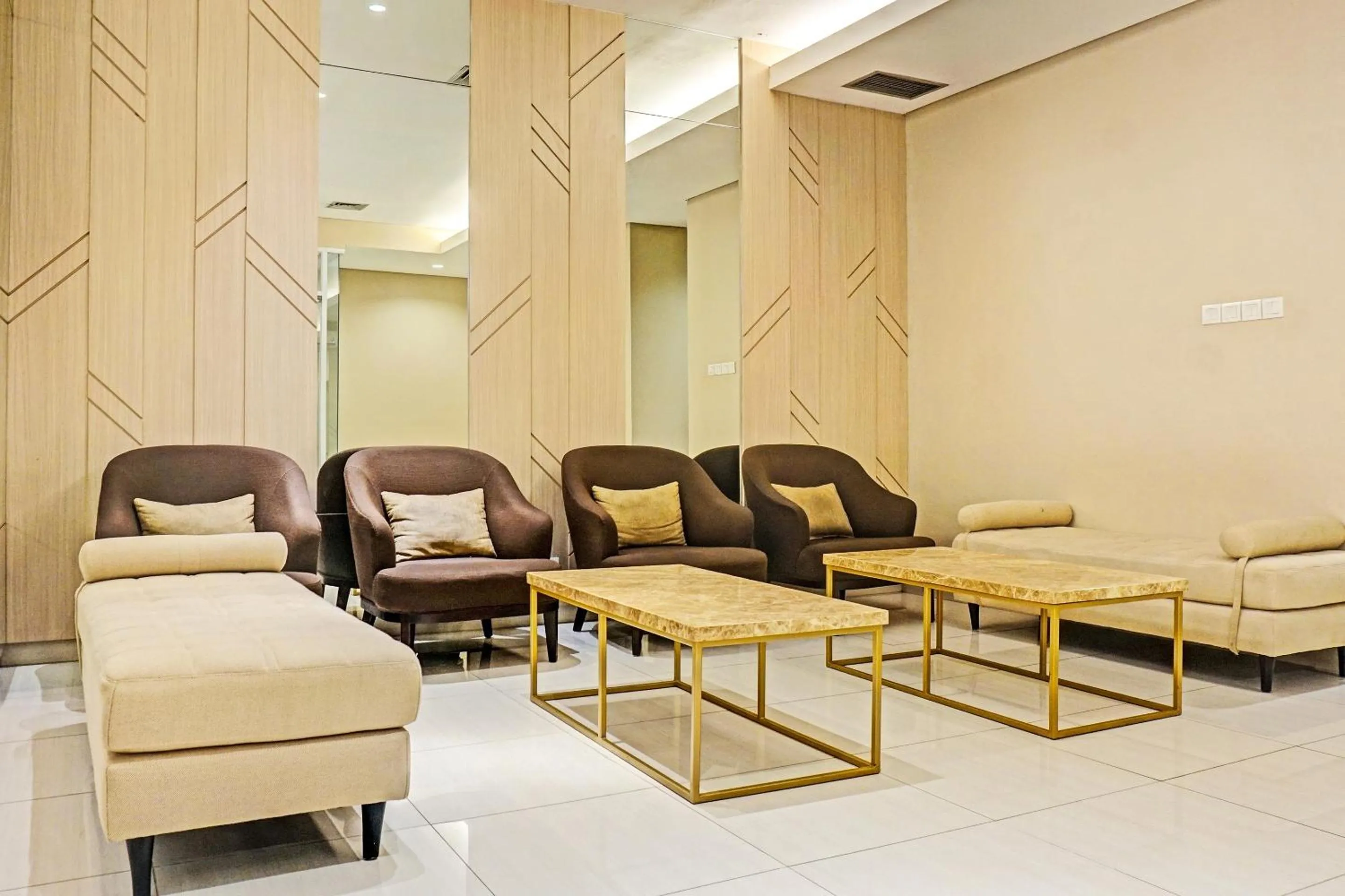 Lobby or reception in OYO 91217 Skyland @ Pgv Near Gunung Putri