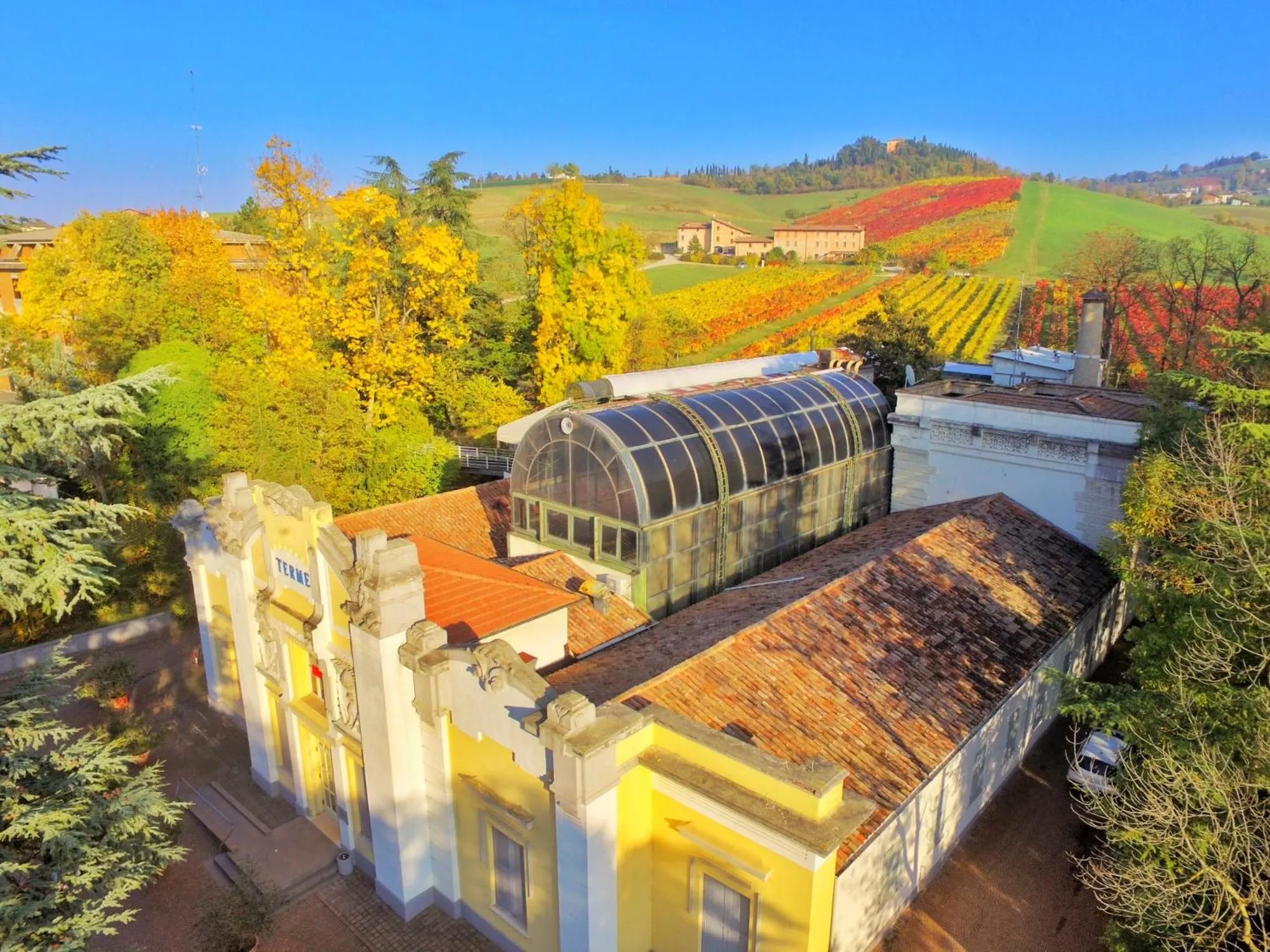 Hot Spring Bath in Hotel Terme Salvarola