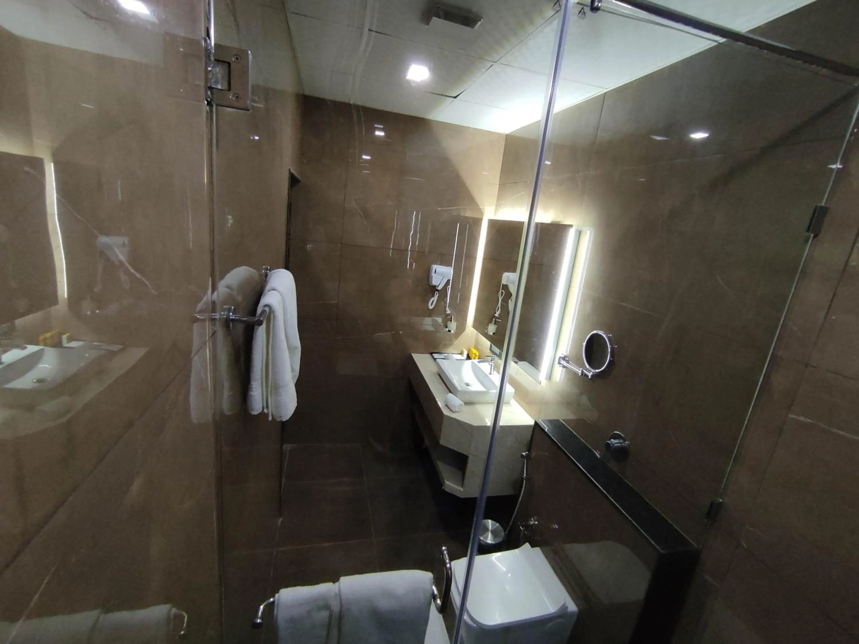 Bathroom in SILVER CLOUD