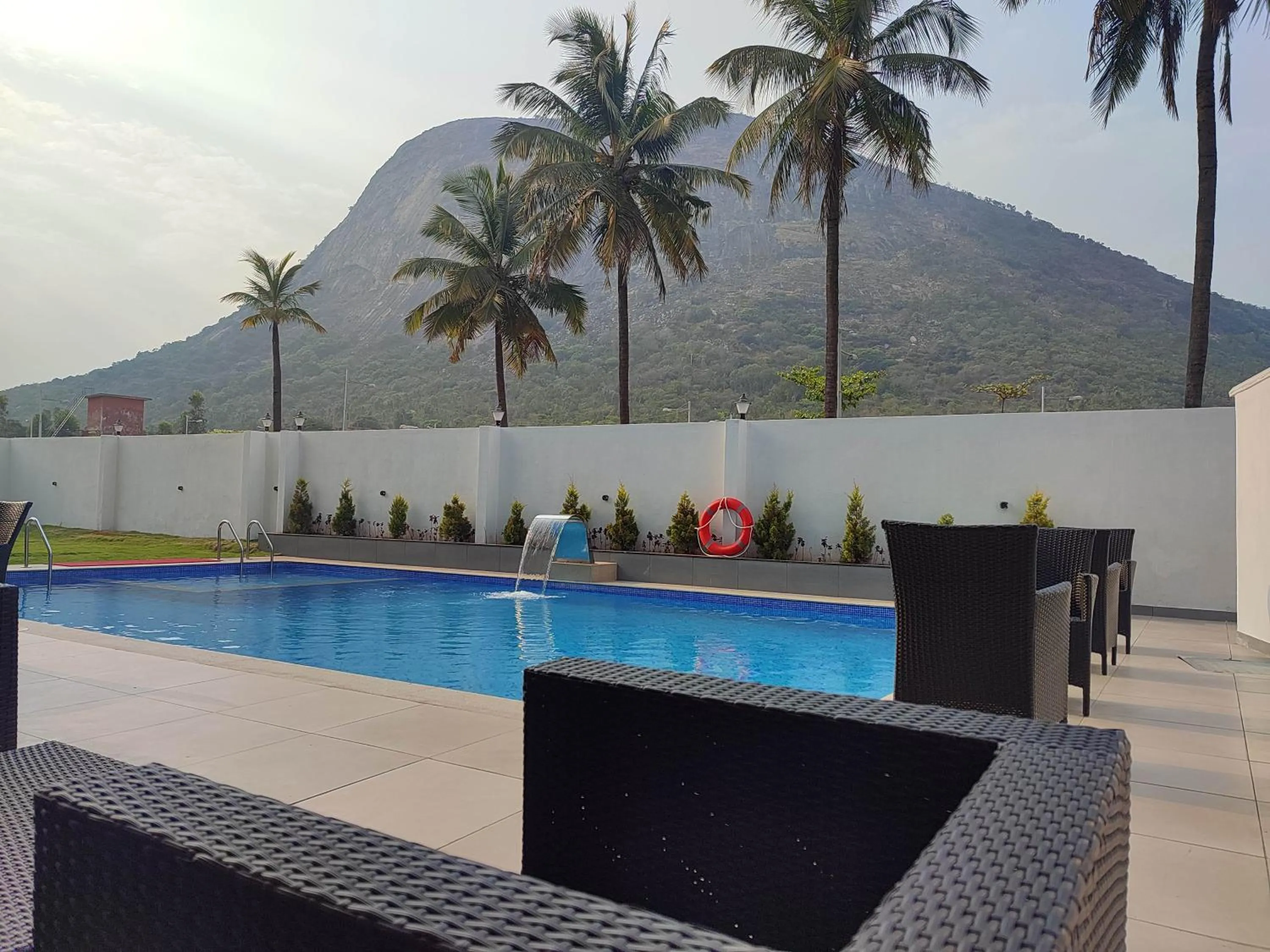 Swimming pool in SILVER CLOUD